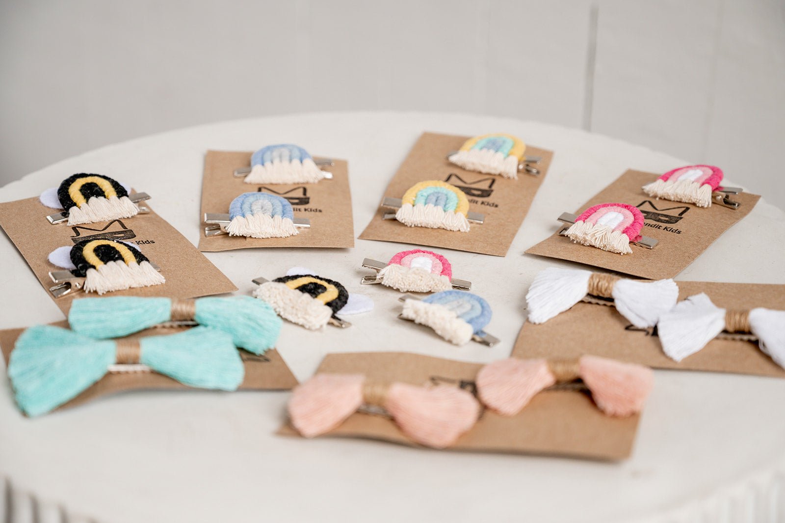 Macrame ruffle bow clip