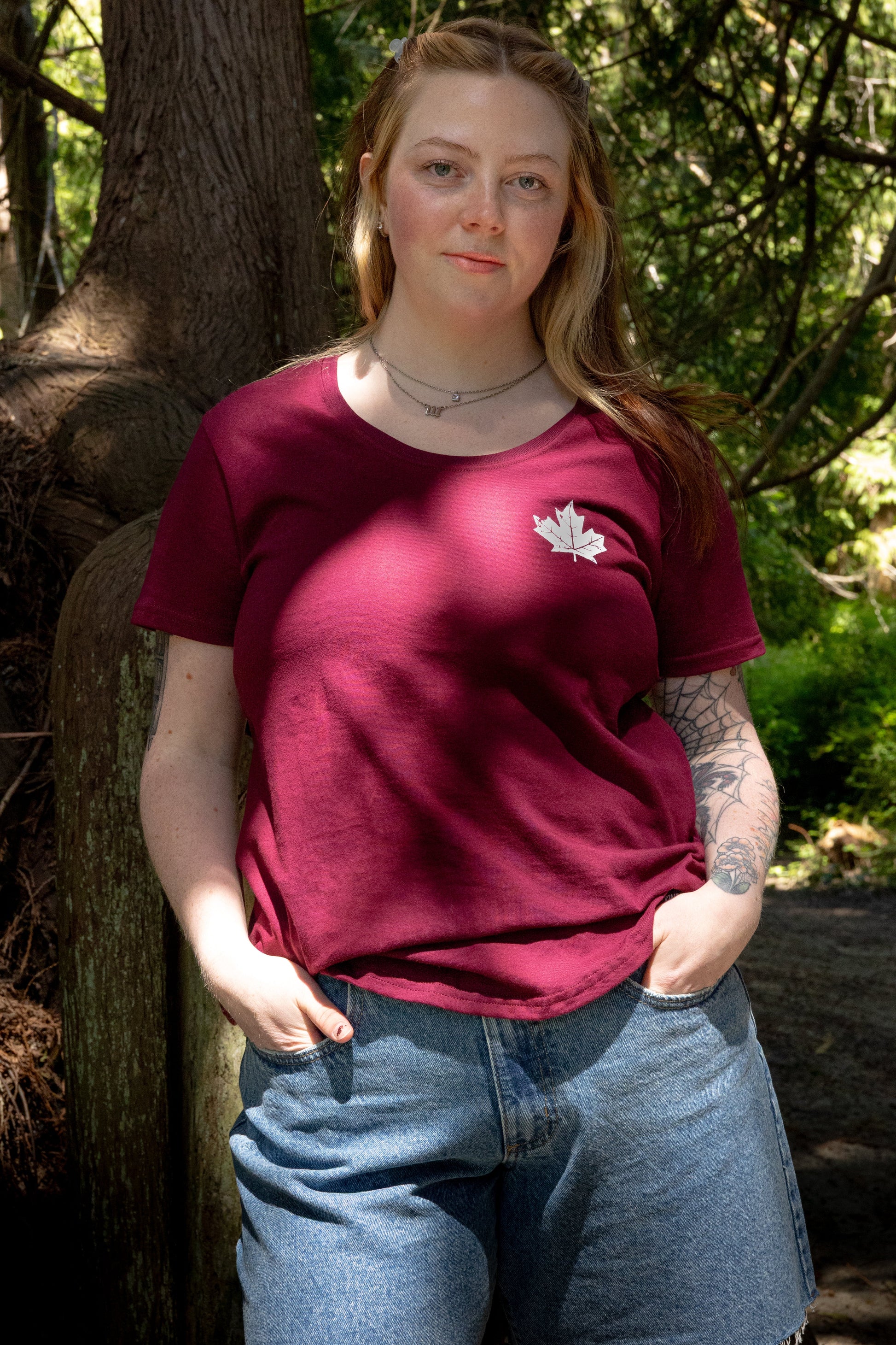 MAPLE LEAF Women's 100% Organic Cotton Tee - Magenta