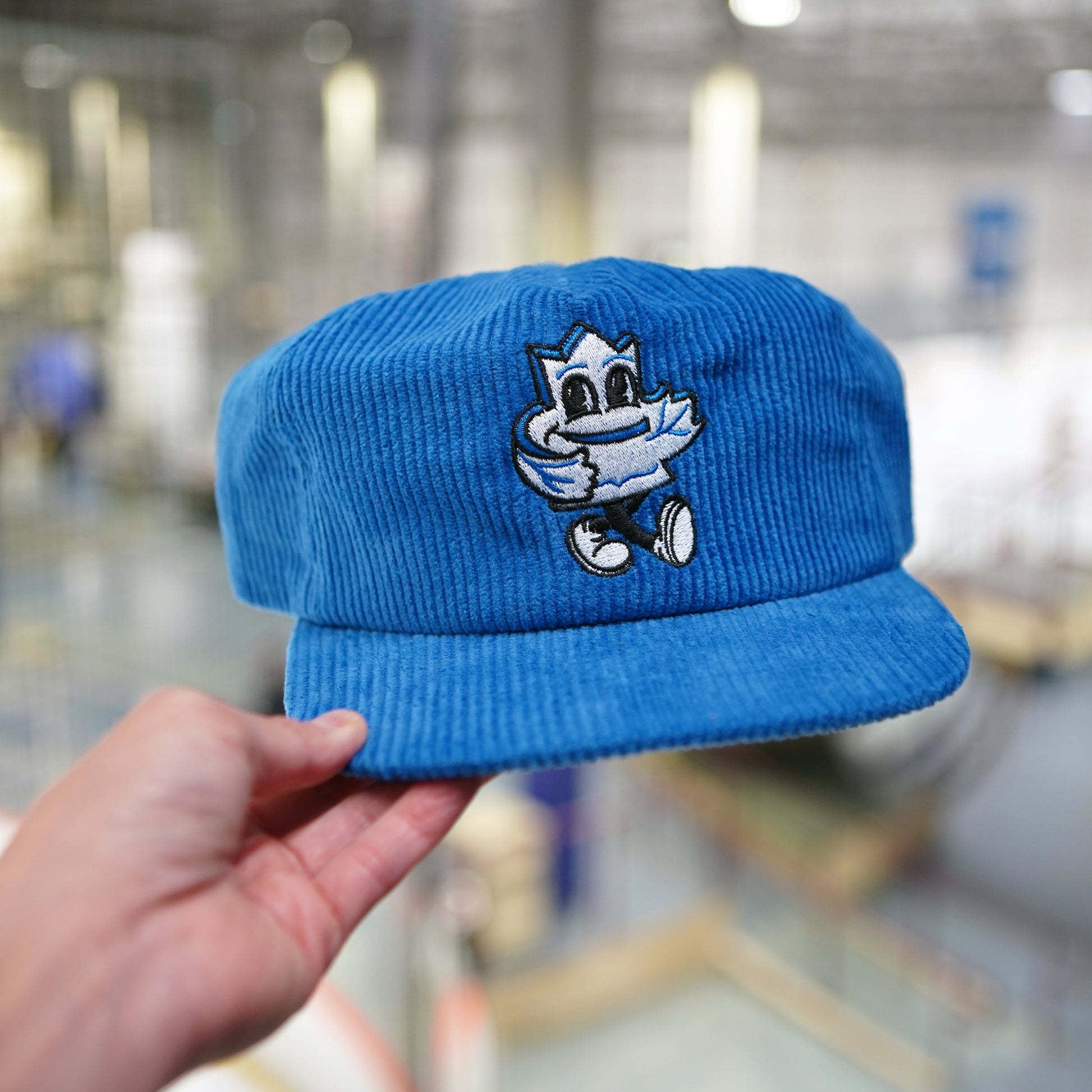 Chapeau en velours côtelé à motif feuille d'érable