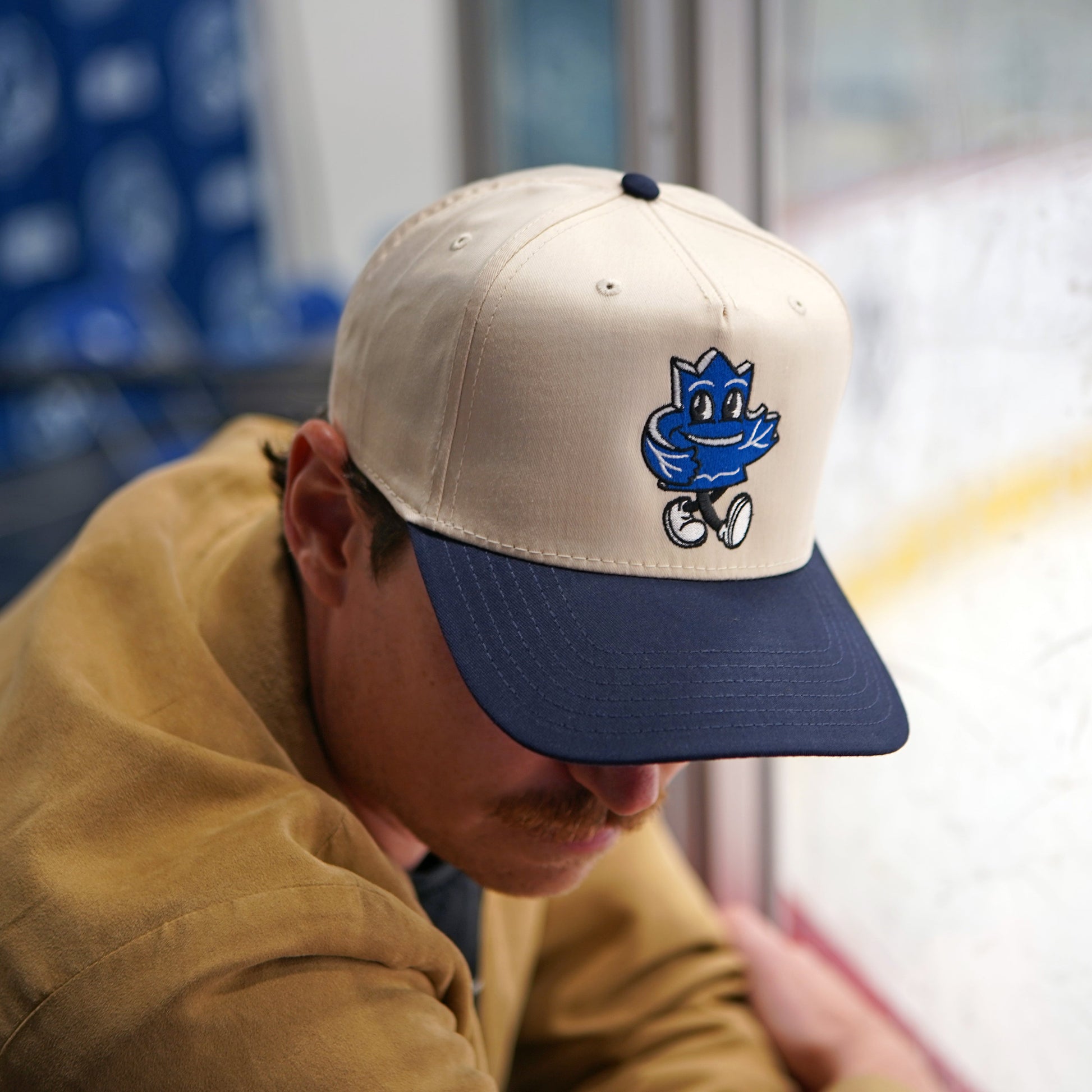 Maple Leaf Two-Tone Hat