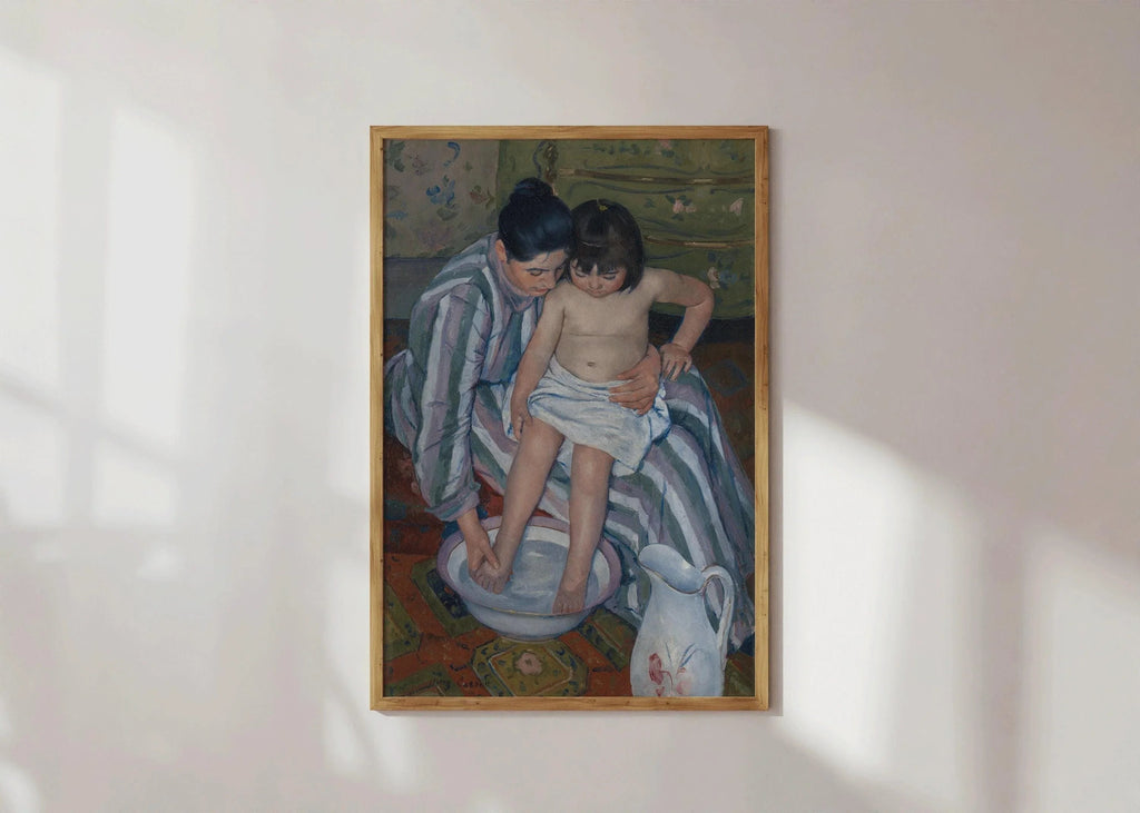 Mary Cassatt - Le Bain de l'enfant | Œuvre d'art célèbre (disponible encadrée ou non encadrée)