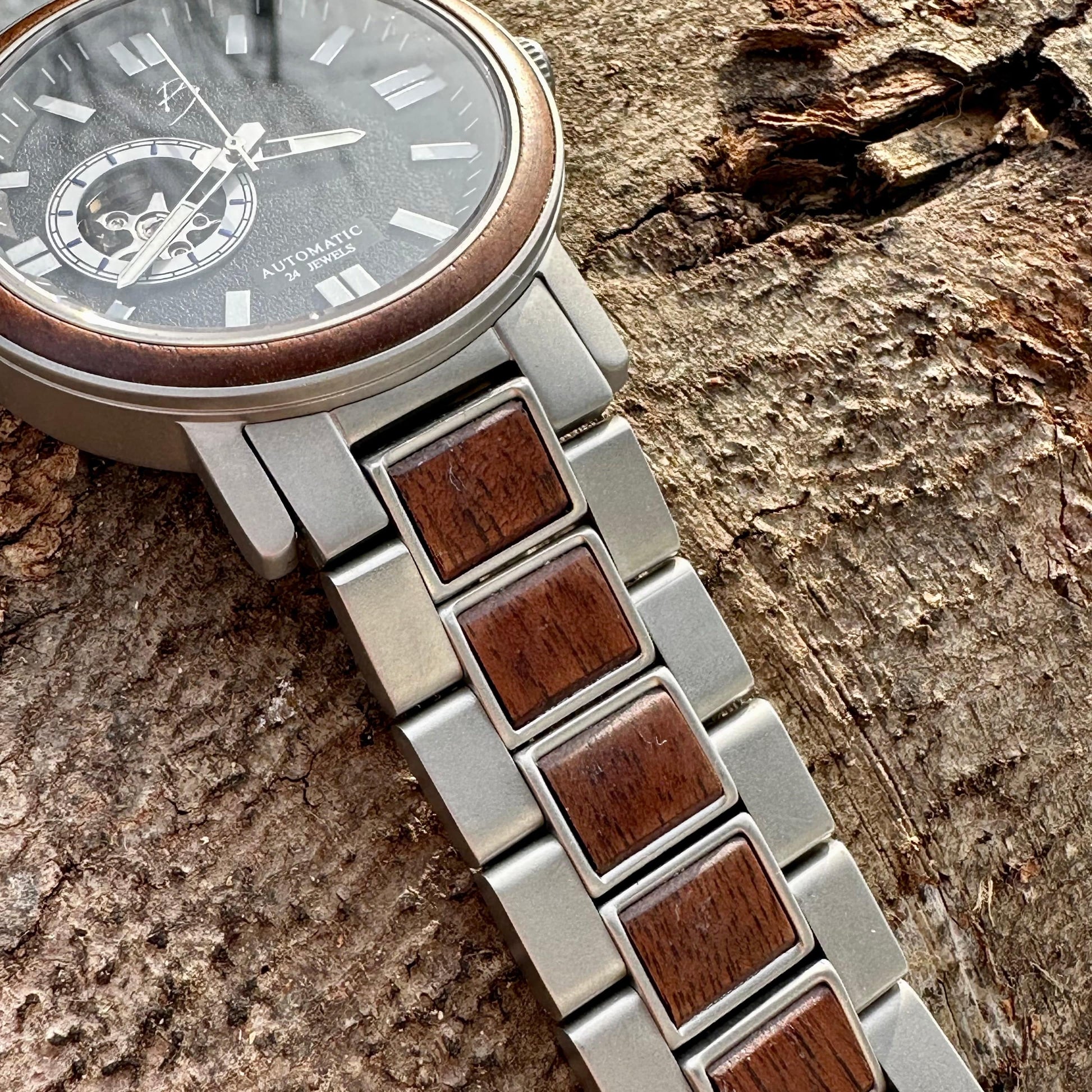 Copernic Walnut Wood Watch