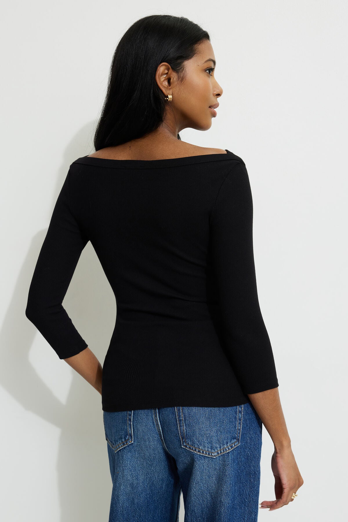 Ribbed Three Quarter Sleeve T Shirt