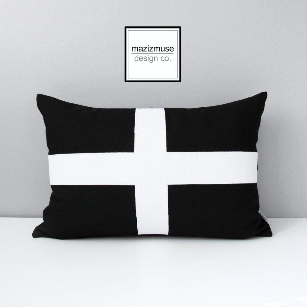 Housse de coussin d'extérieur Sunbrella®, motif drapeau des Cornouailles noir et blanc