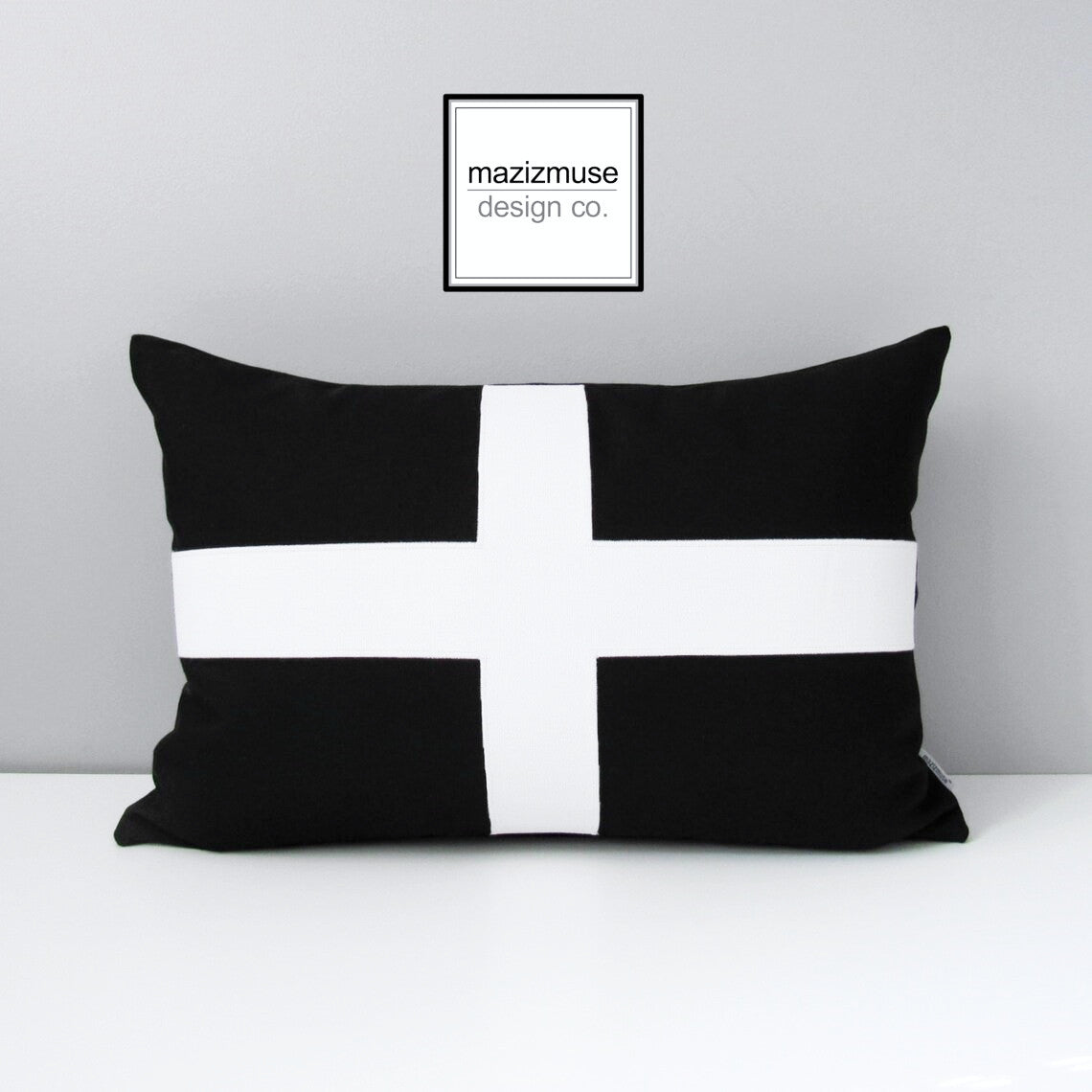 Housse de coussin d'extérieur Sunbrella®, motif drapeau des Cornouailles noir et blanc