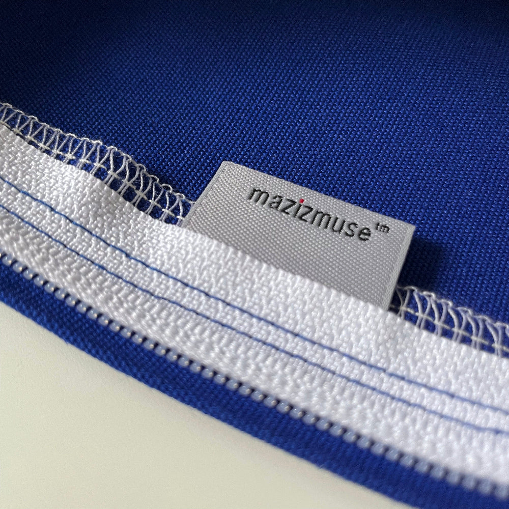 Housse de coussin d'extérieur Sunbrella de style moderne du milieu du siècle, bleu véritable et coussins Aruba