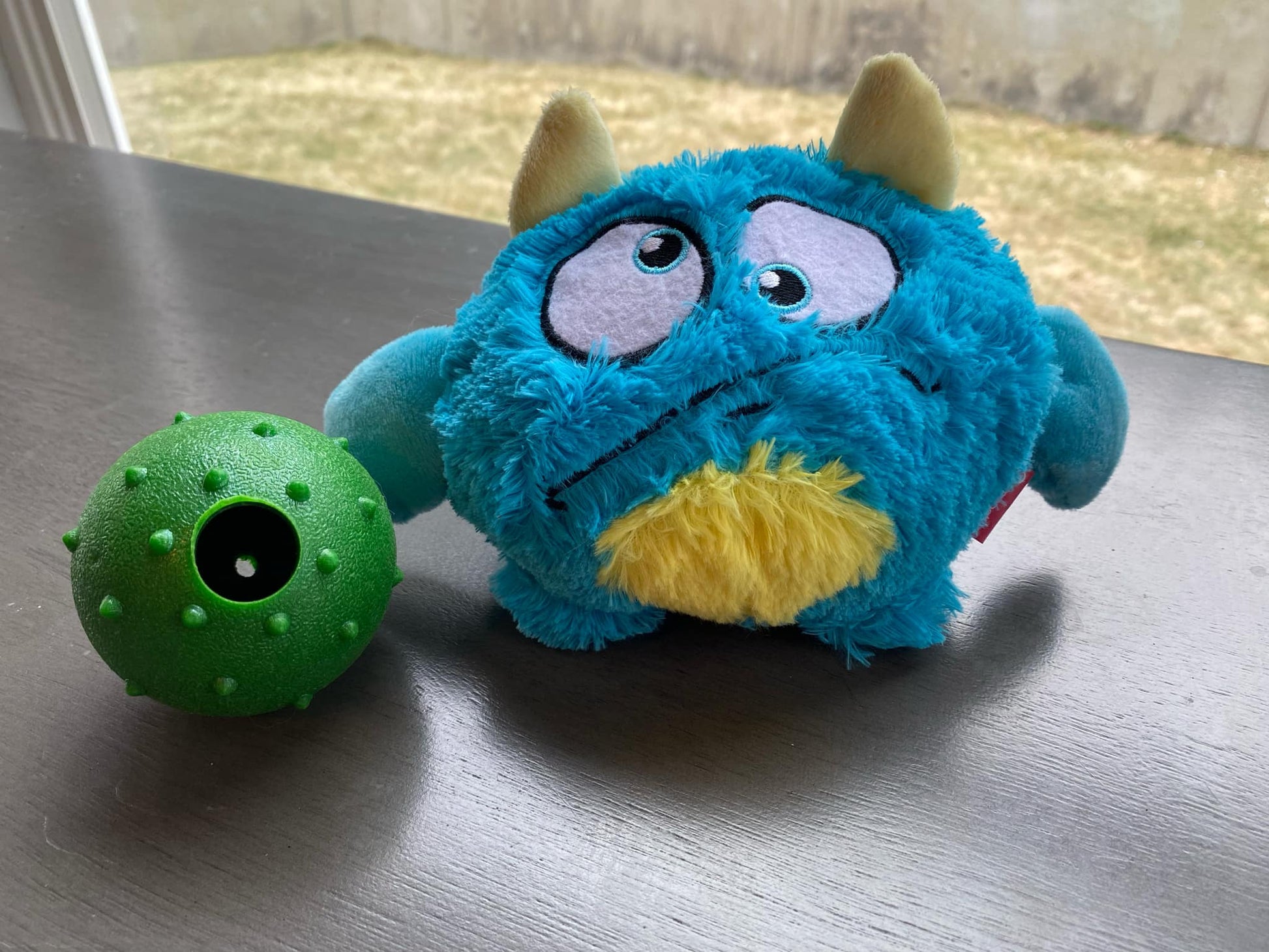 Jouet pour chien monstre avec balle distributrice de friandises - Peluche et puzzle interactif