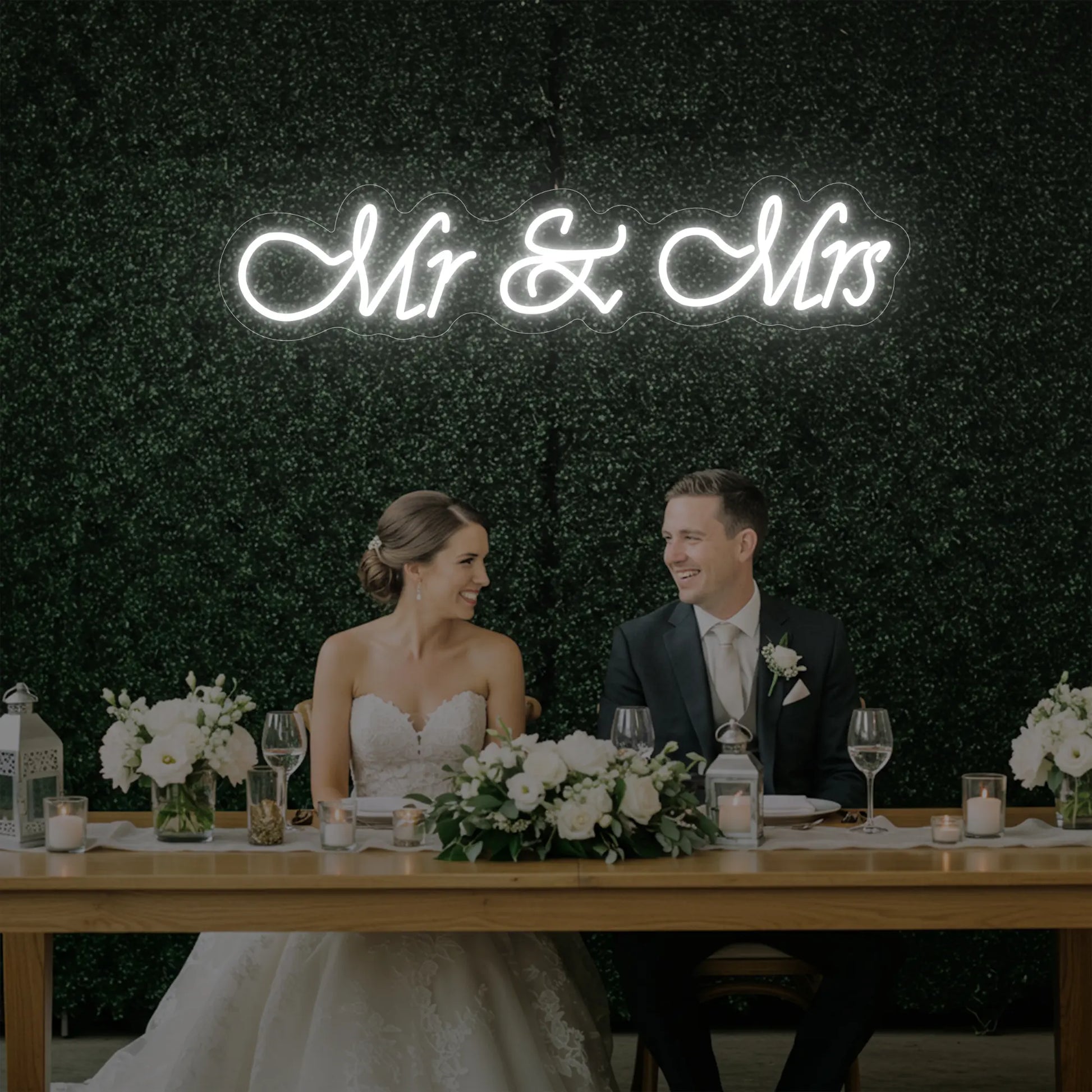 Enseigne lumineuse Mr &amp; Mrs V2