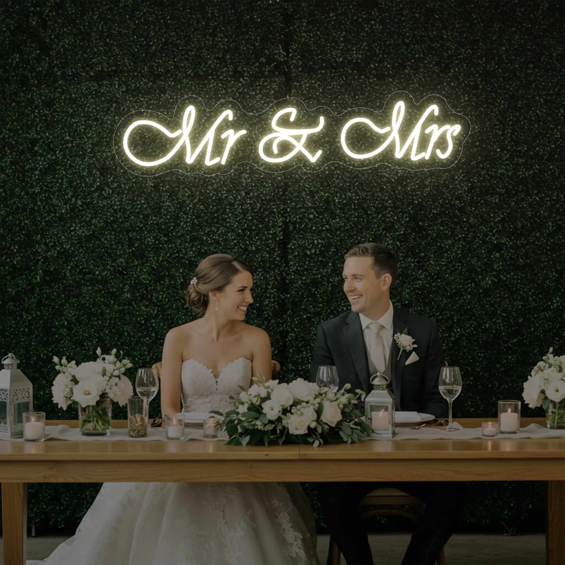 Enseigne lumineuse Mr &amp; Mrs V2