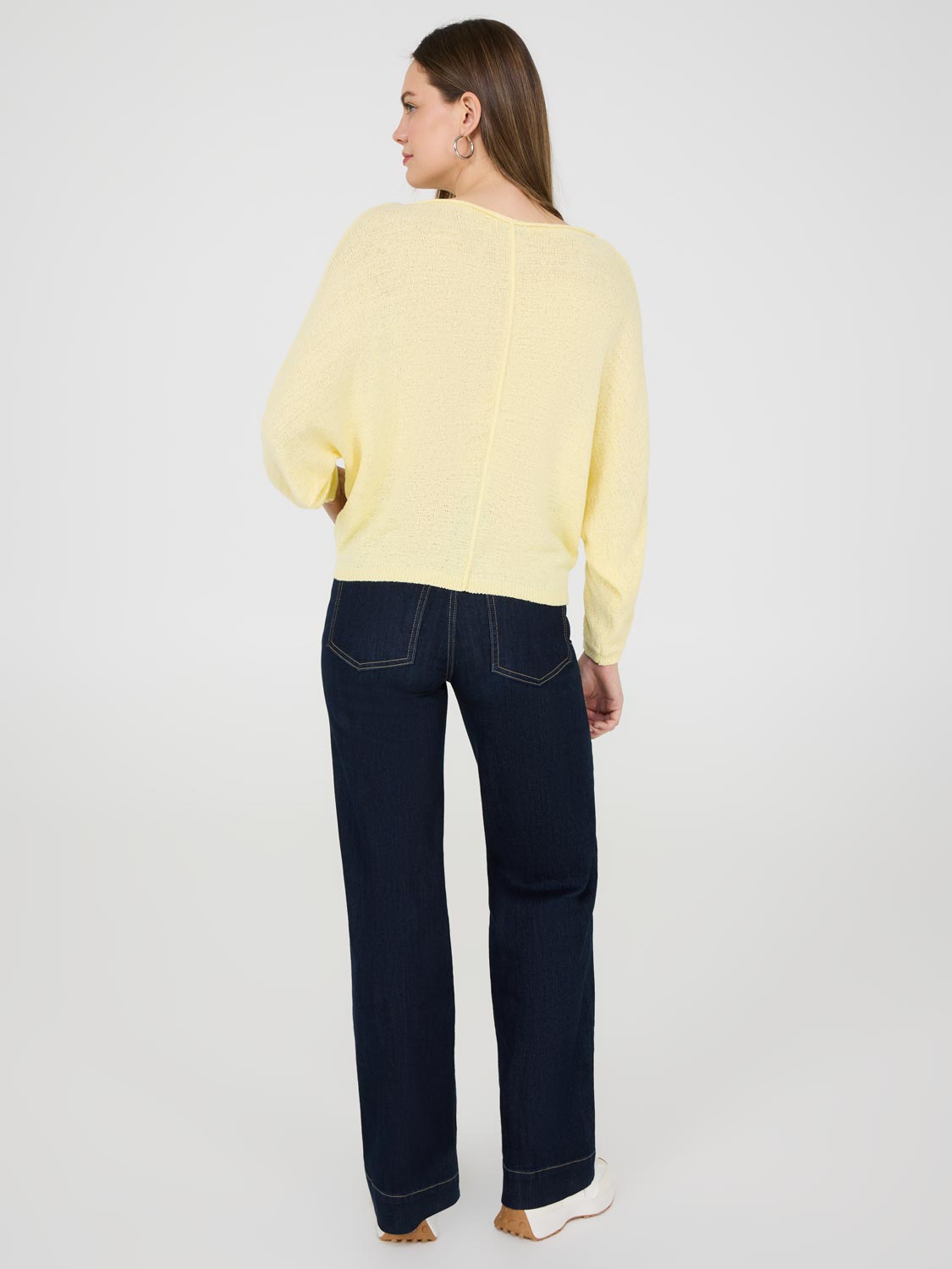 Pull à col bateau et manches dolman