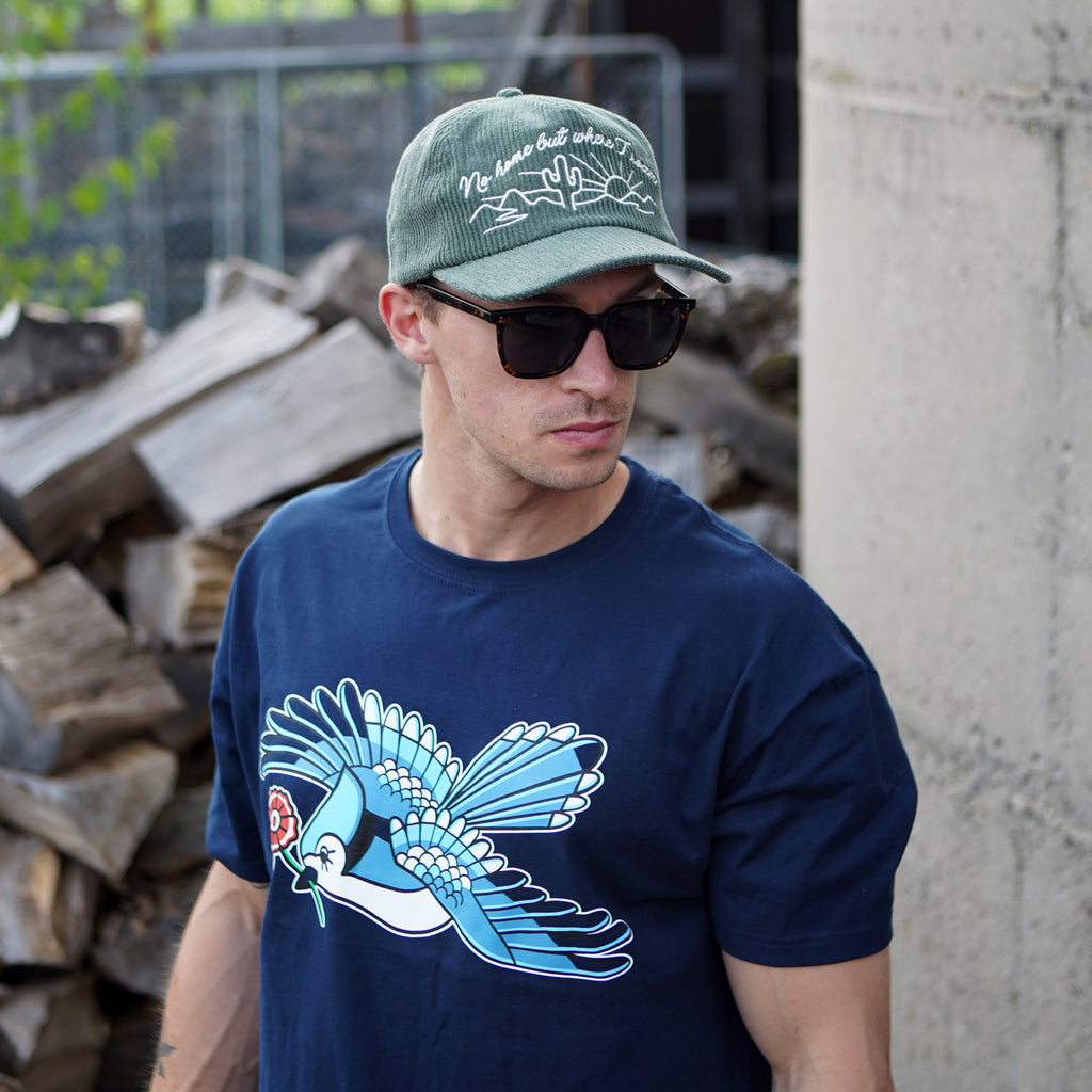 Pas de chez-moi, mais là où j'erre Chapeau en velours côtelé