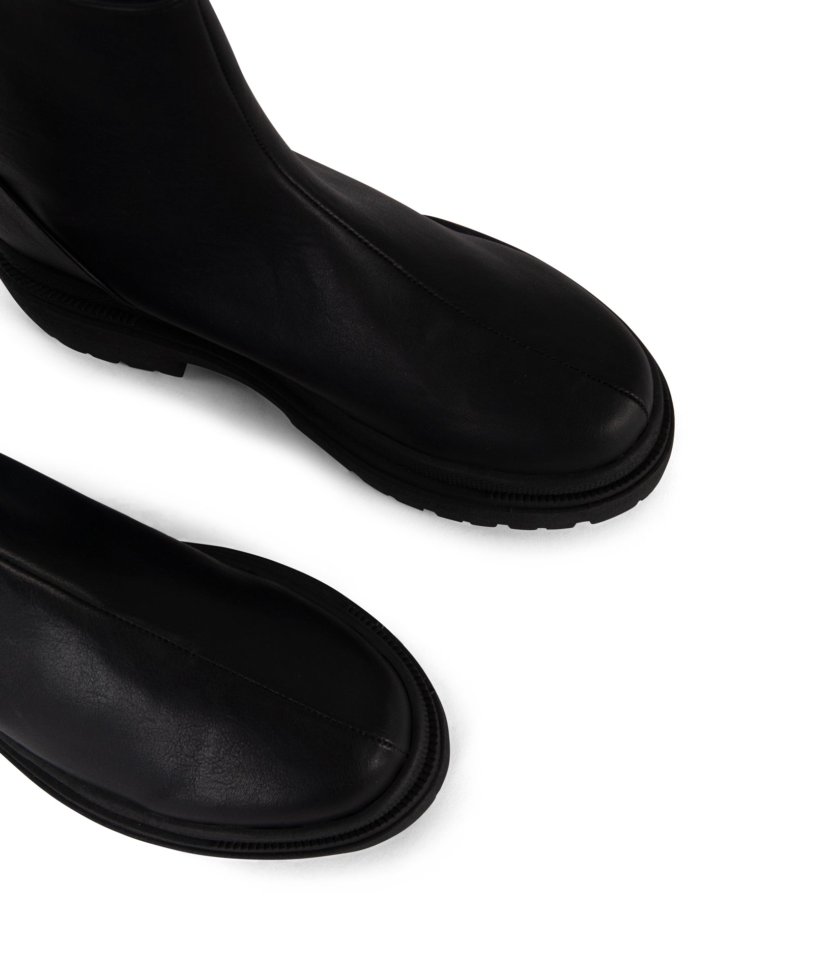 QUINN Women's Vegan Ankle Boots