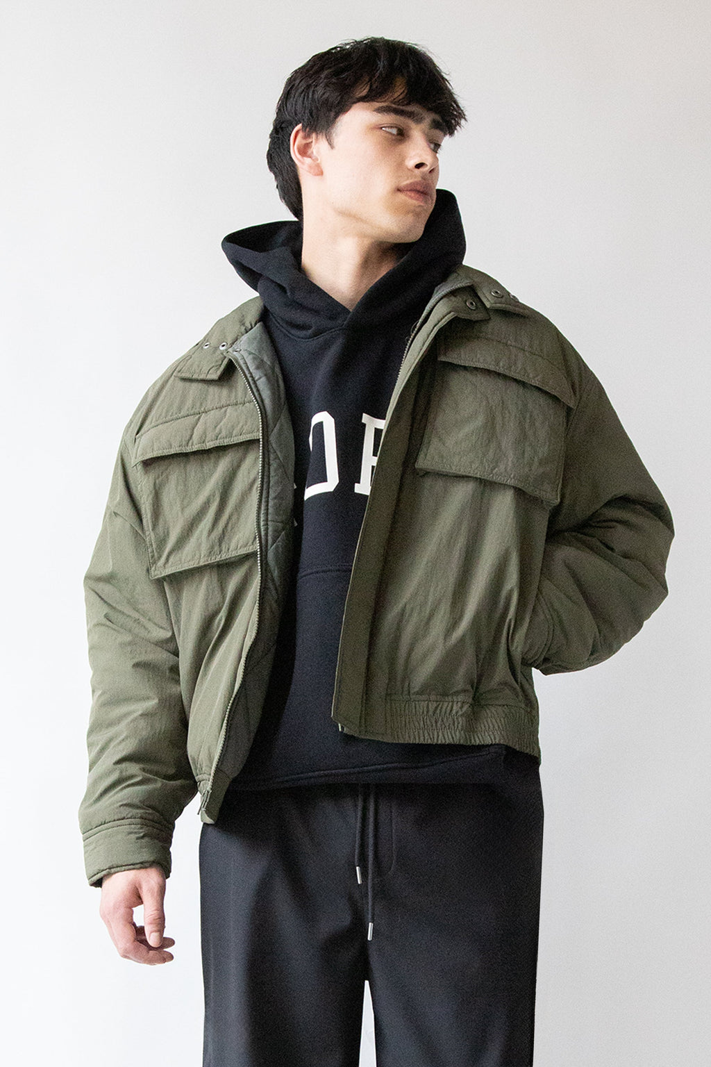 BLOUSON AVIATEUR SURDIMENSIONNÉ EN NYLON À MANCHES LONGUES | OAK + FORT