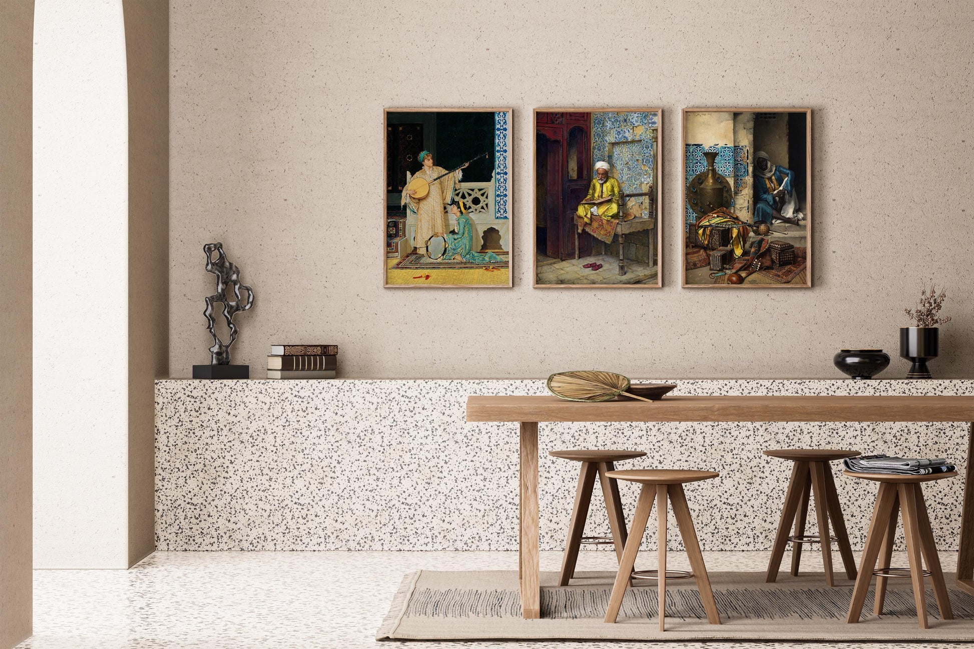 Élégance orientaliste : TRIO D'ŒUVRE SIGNATURE Mettant en scène des musiciens, des érudits et de riches motifs – Décoration murale intemporelle Disponible encadrée