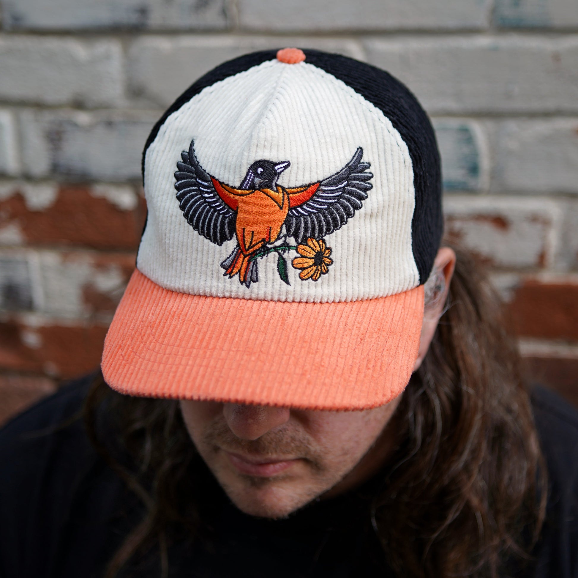 Chapeau en velours côtelé bicolore Oriole