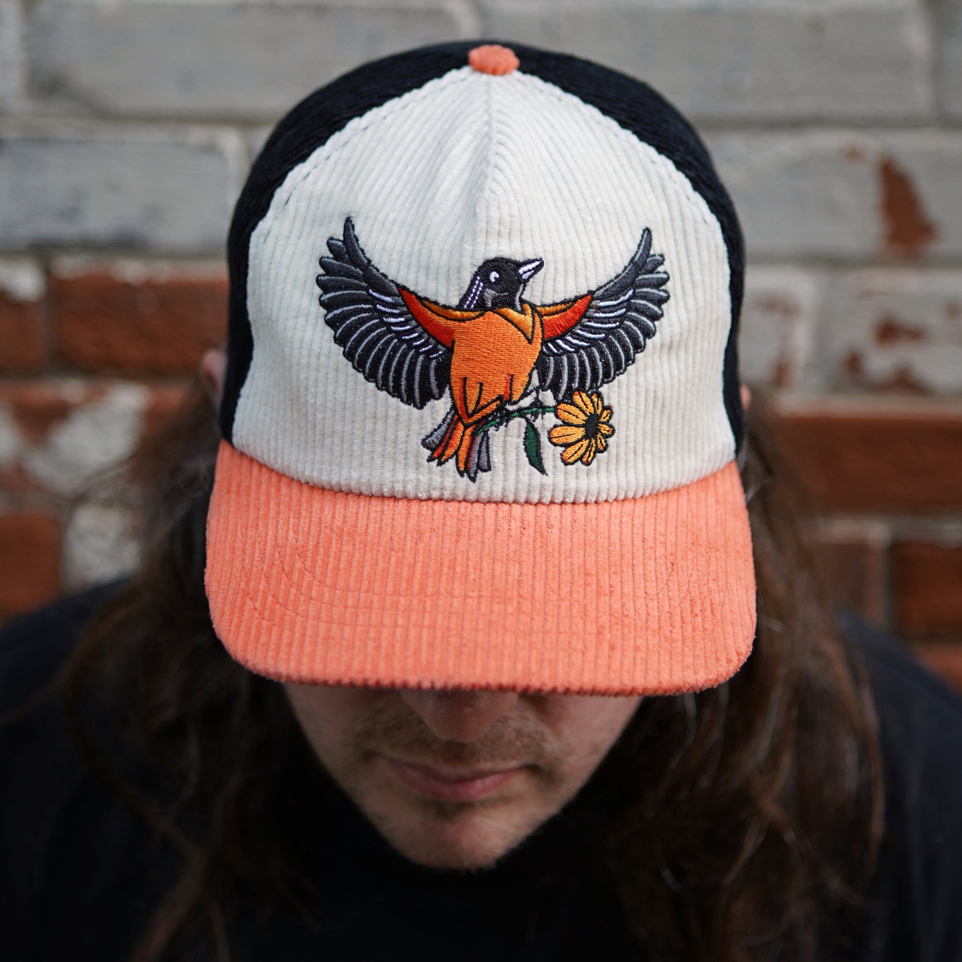 Chapeau en velours côtelé bicolore Oriole