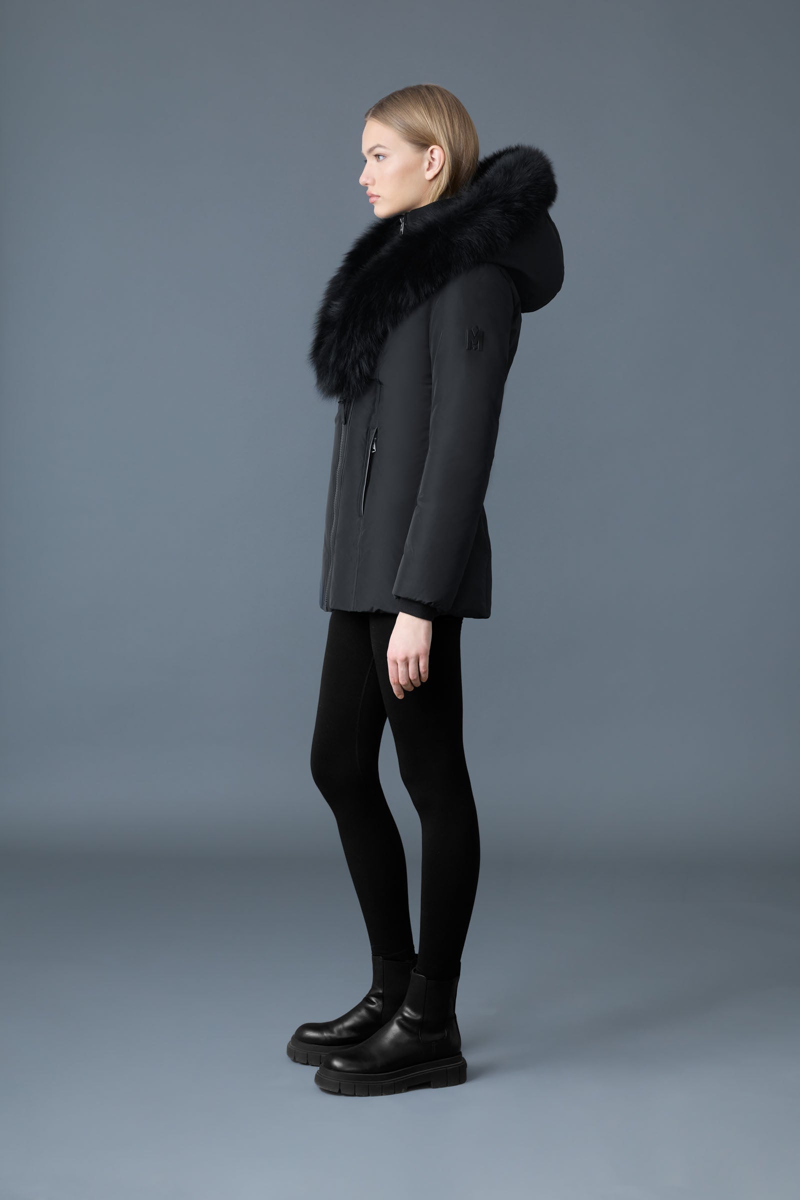 Manteau en duvet ADALI avec fourrure de renard bleu Signature Mackage Collar