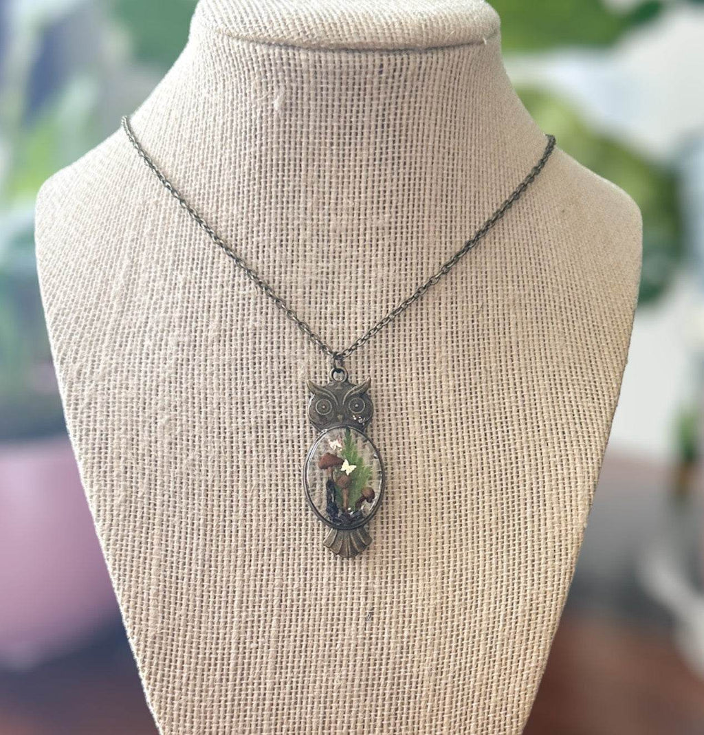 Enchanting Owl Mushroom Forest Pendant - Dried Ferns and Mushrooms