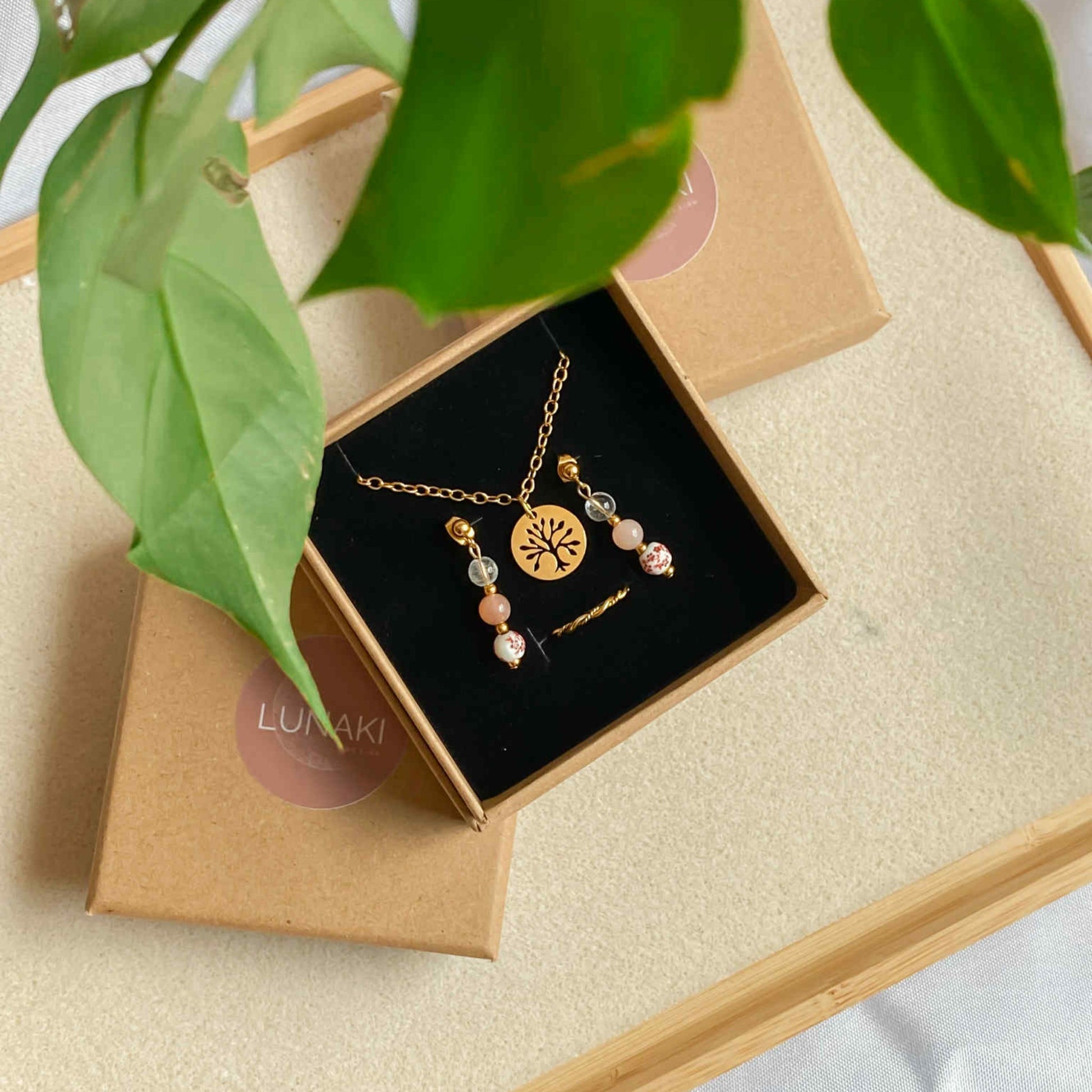 Boîte cadeau écoresponsable en kraft avec mousse noire pour offrir