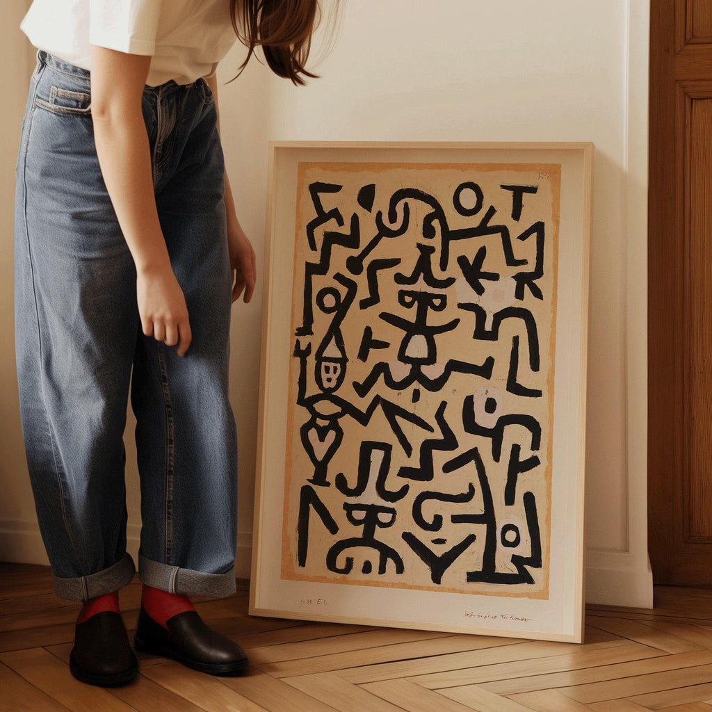 Paul Klee - Affiche de comédien | Art abstrait moderne beige neutre (disponible encadrée à la main ou non encadrée)