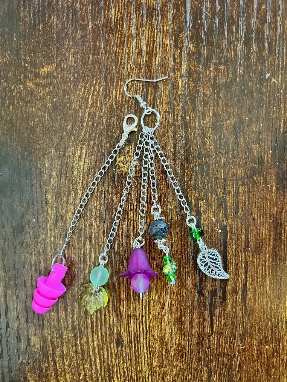 Boucles d'oreilles pendantes sensorielles et aromathérapie avec fleurs et feuilles