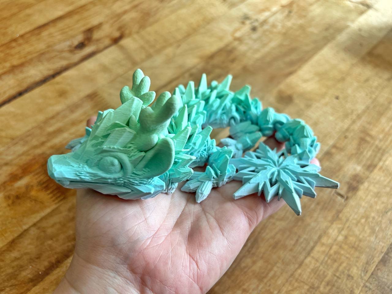Snow flake baby articulated dragon fidget