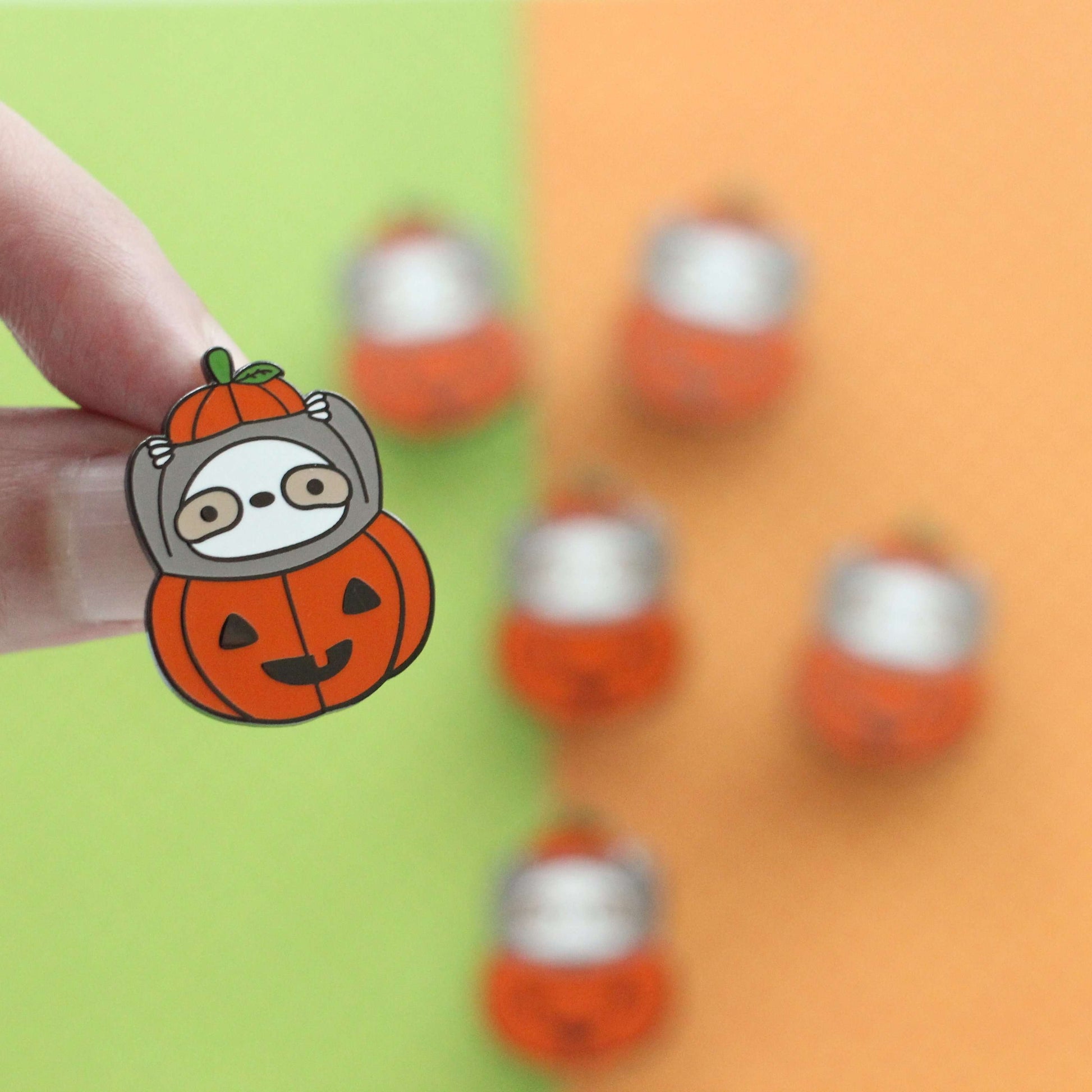 Épingle en émail citrouille paresseux - Épingle d'Halloween Jack-o'-Lantern
