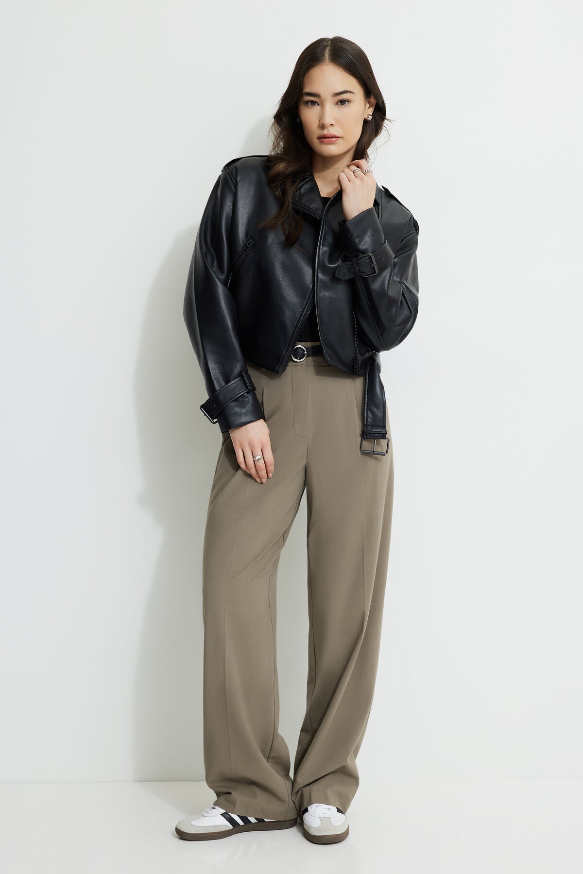 Veste de motard en similicuir avec ceinture