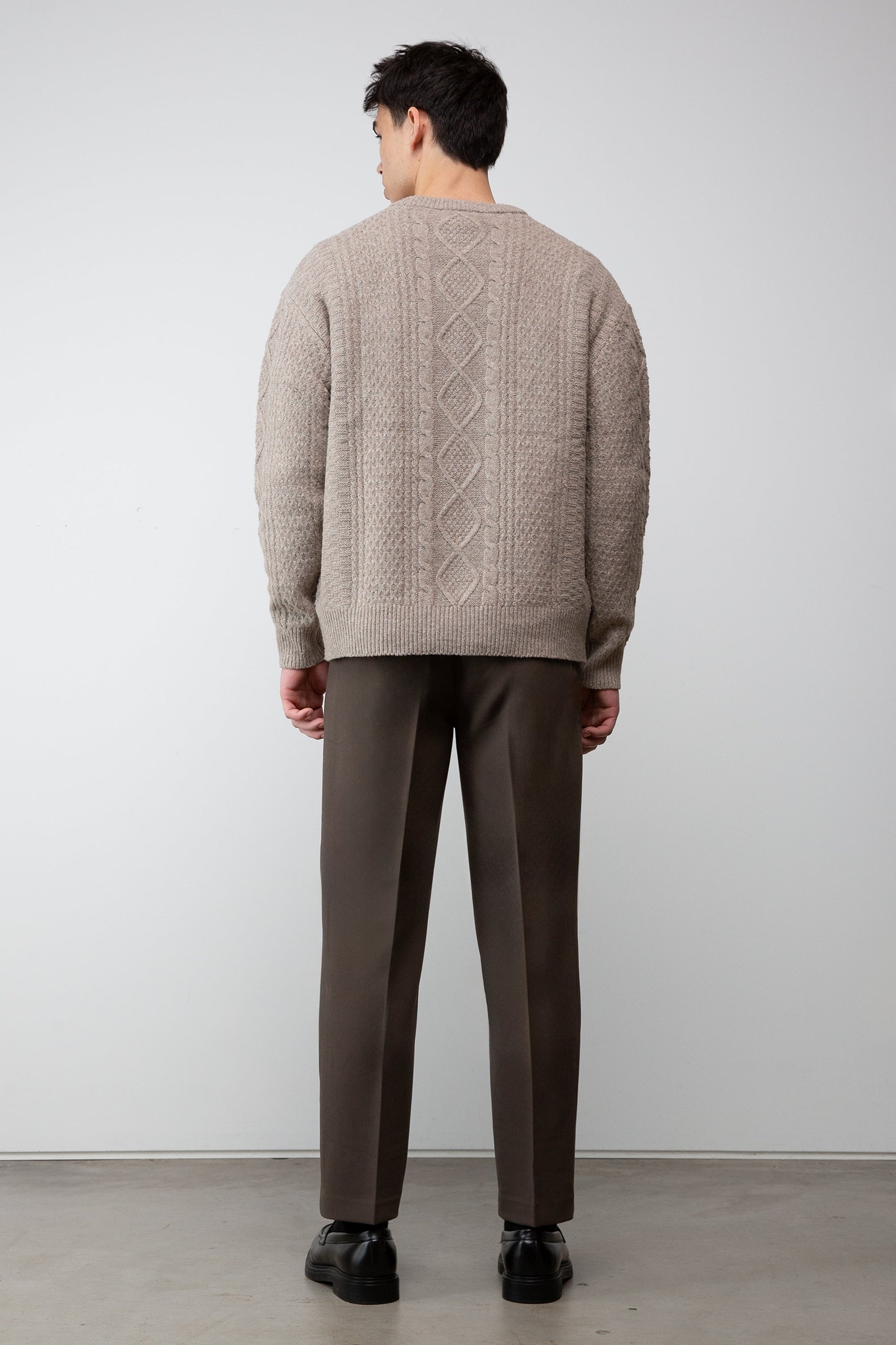 CABLE KNIT CREWNECK SWEATER