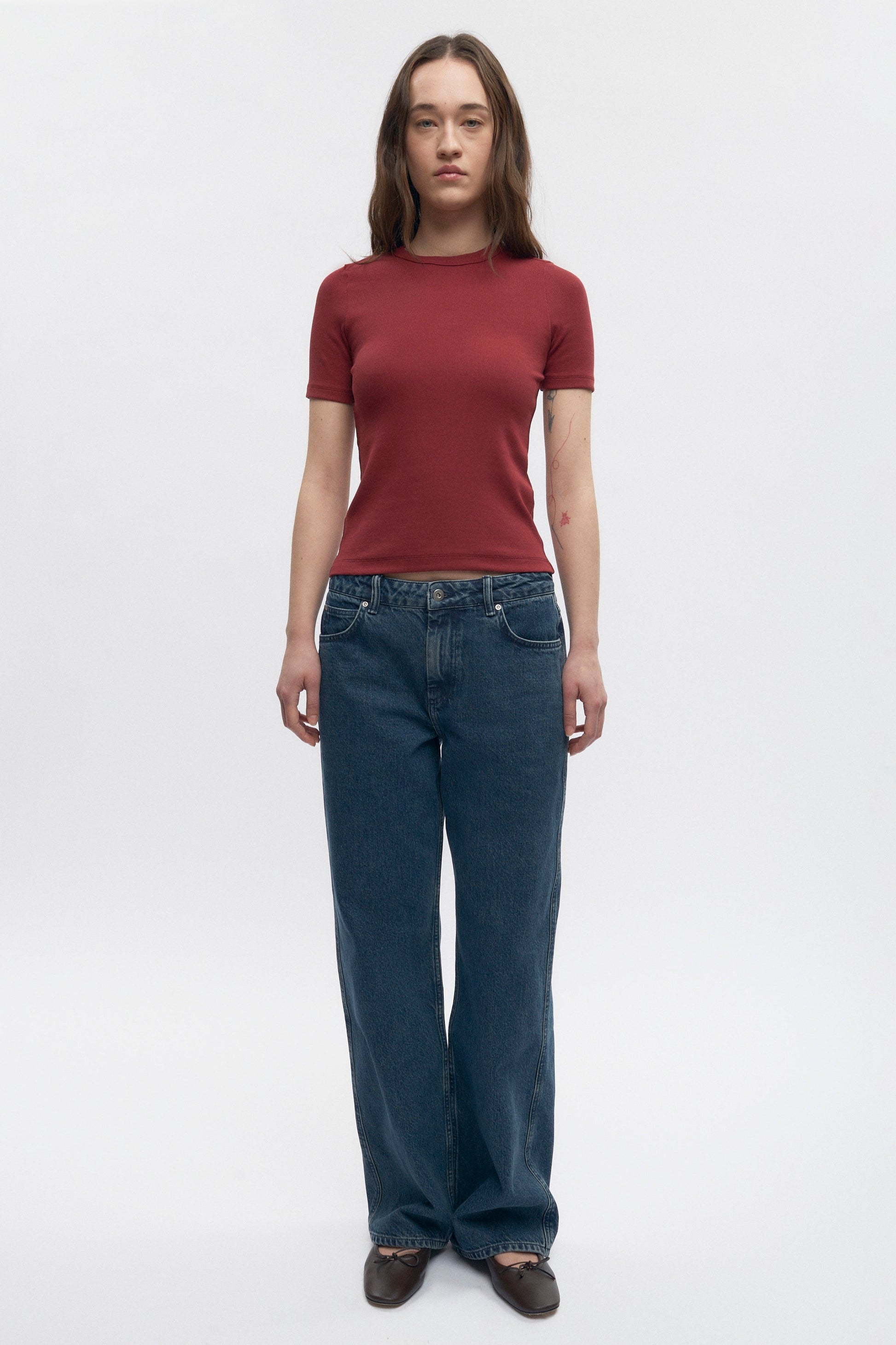 T-shirt côtelé ajusté pour femme