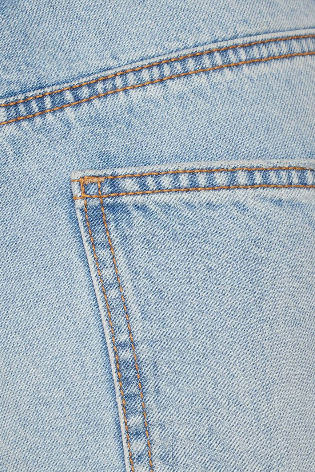 Jean Blair taille haute à jambe droite