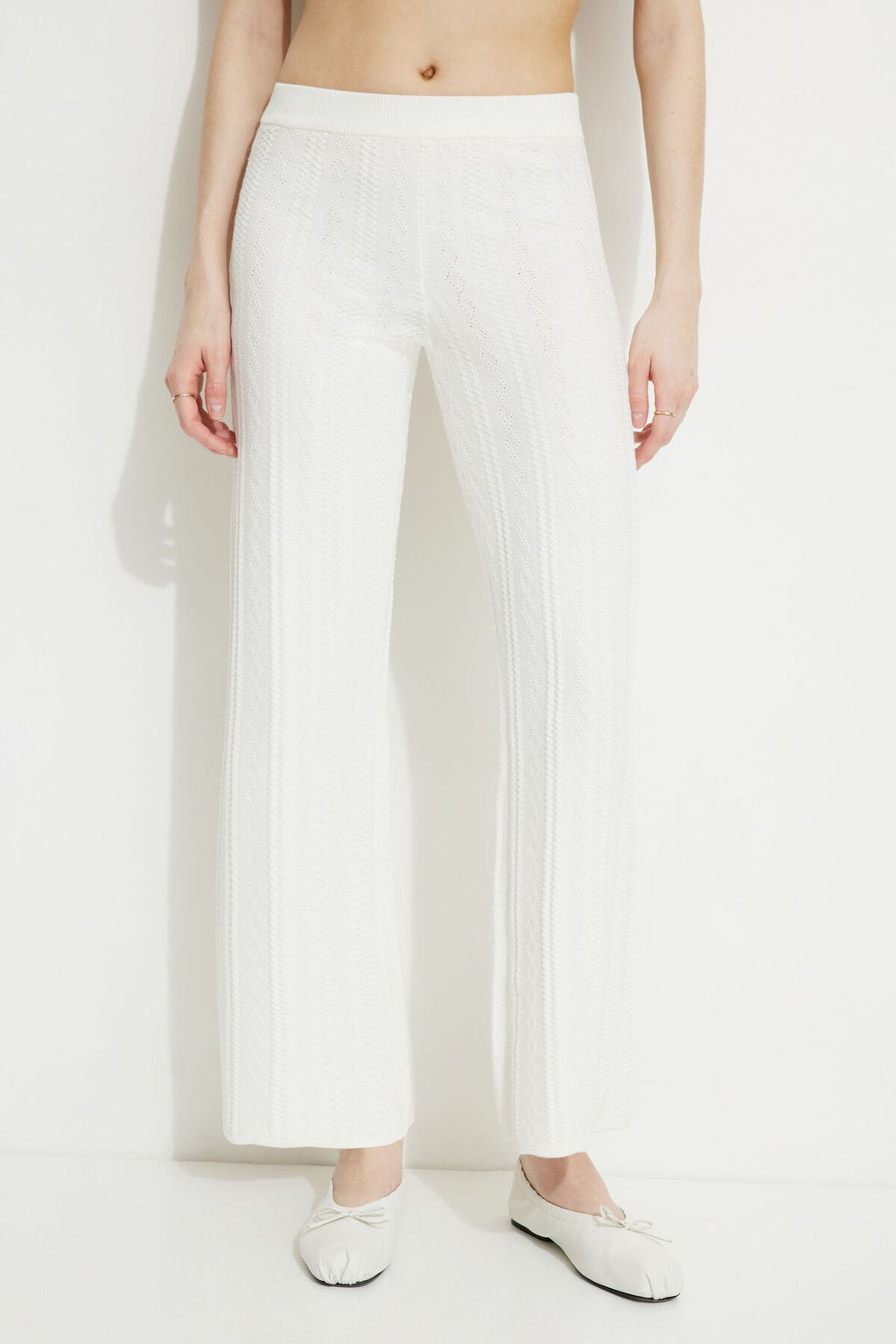 Pantalon évasé en maille torsadée