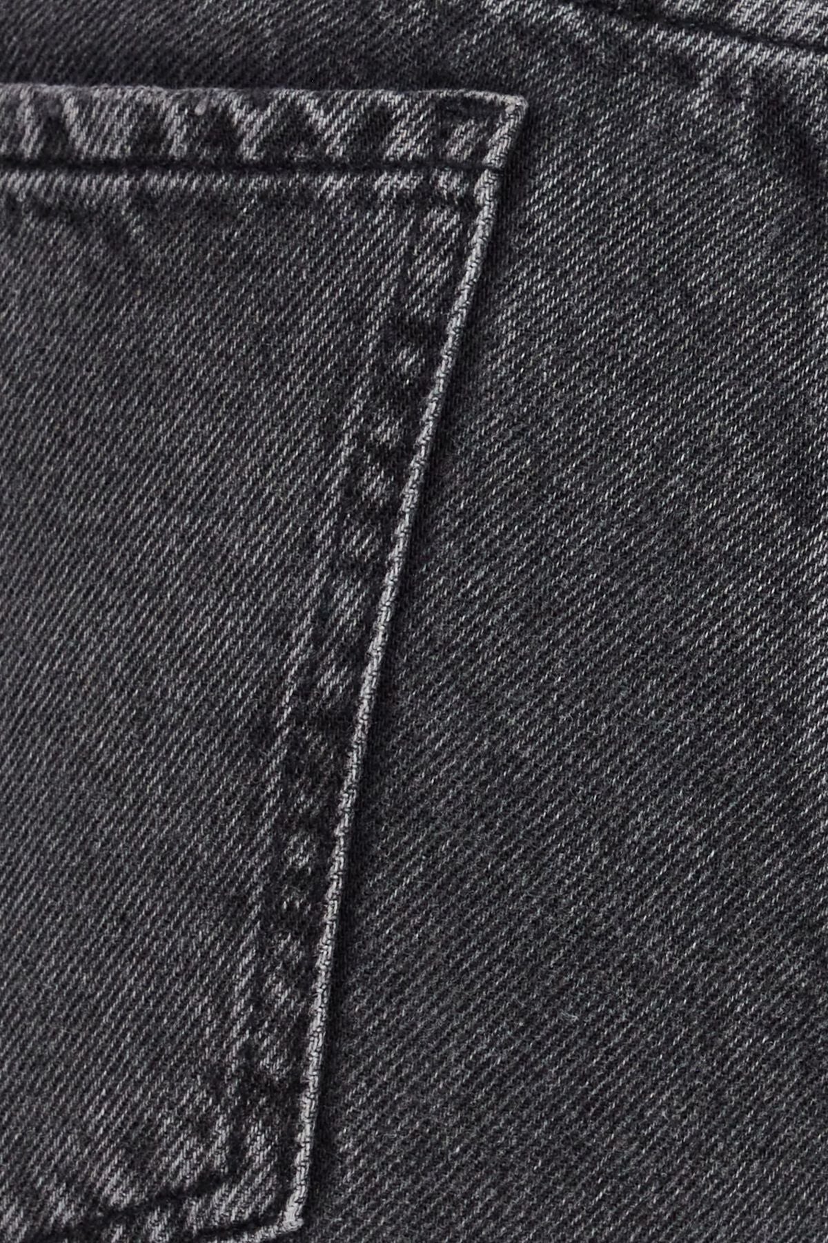 90s Straight Jean