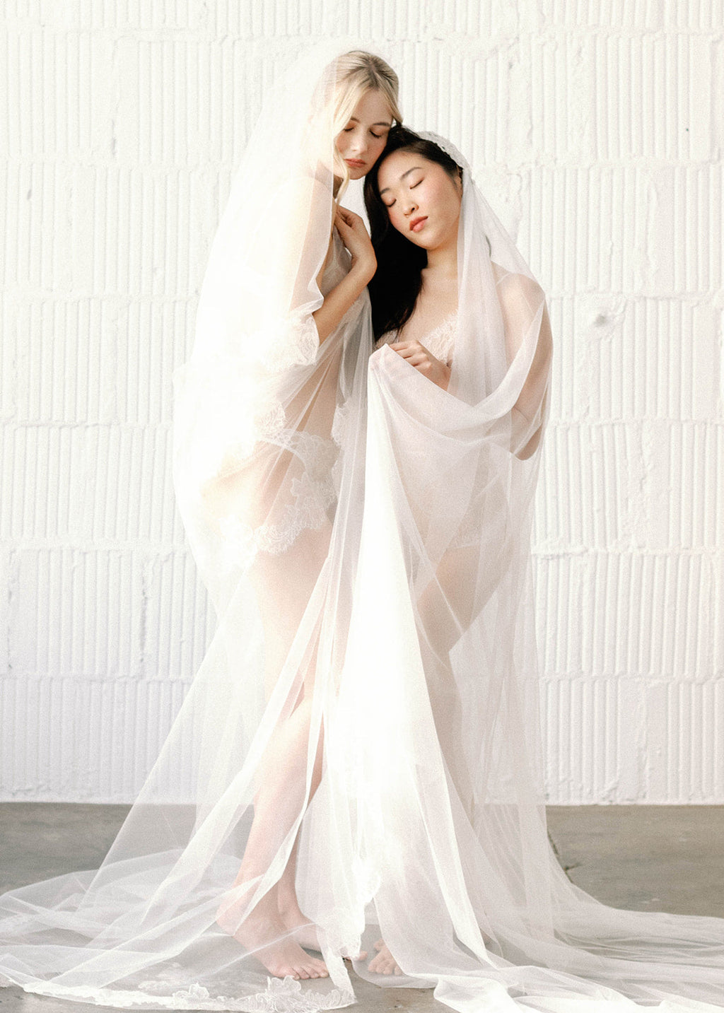 Voile Juliette en dentelle vintage perlée JONI