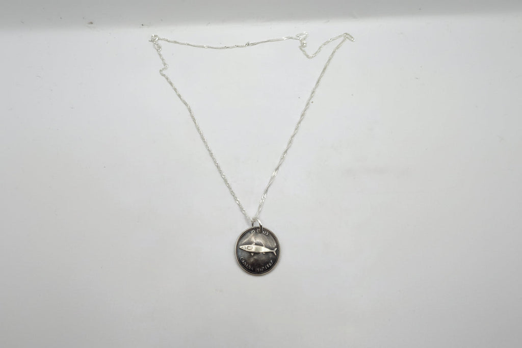 The Silver Fin Necklace