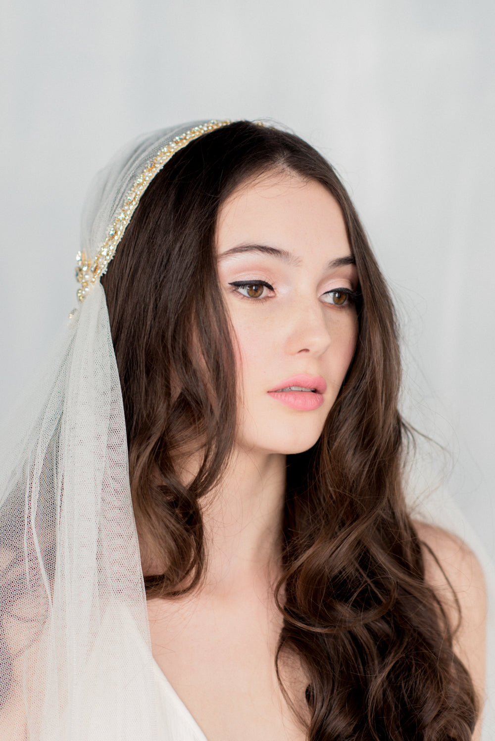 Voile Juliette en dentelle et perles SUSSANAH