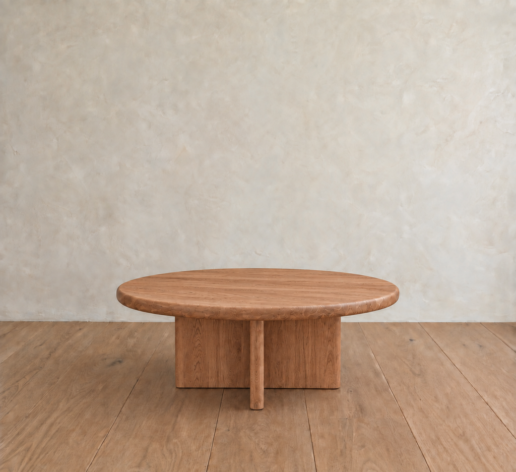 Round coffee table in red oak