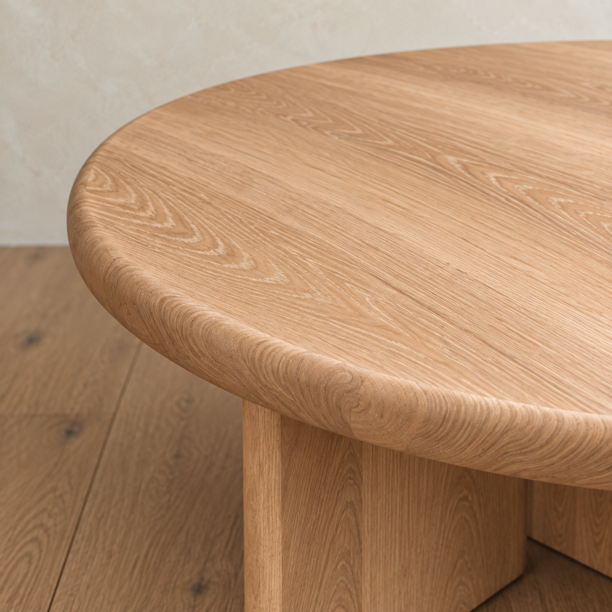 Round coffee table in white oak