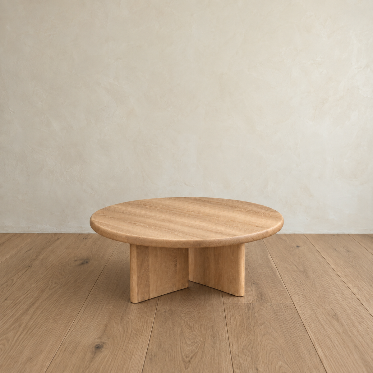 Round coffee table in white oak