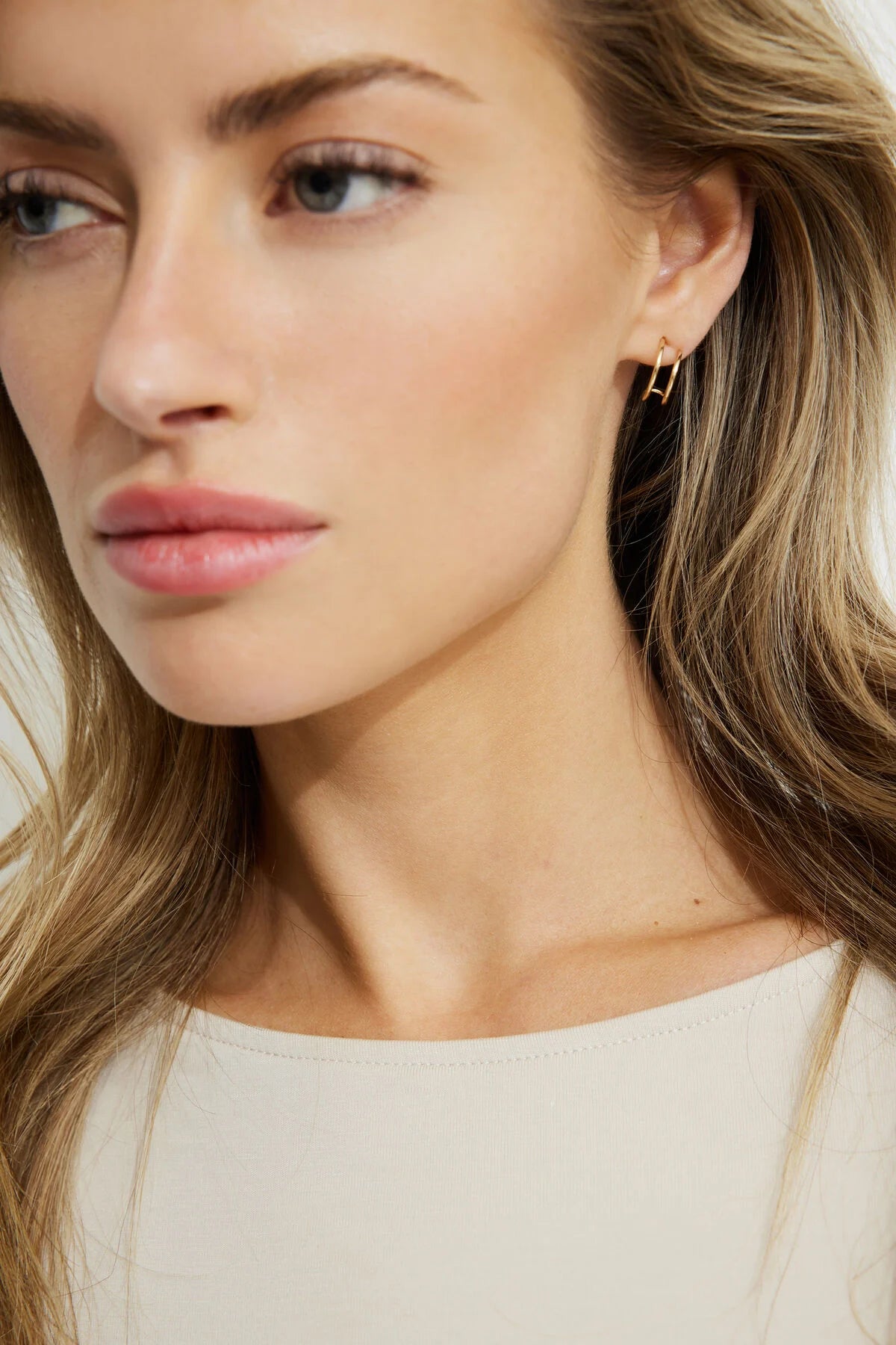 Lot de 2 boucles d'oreilles créoles doubles