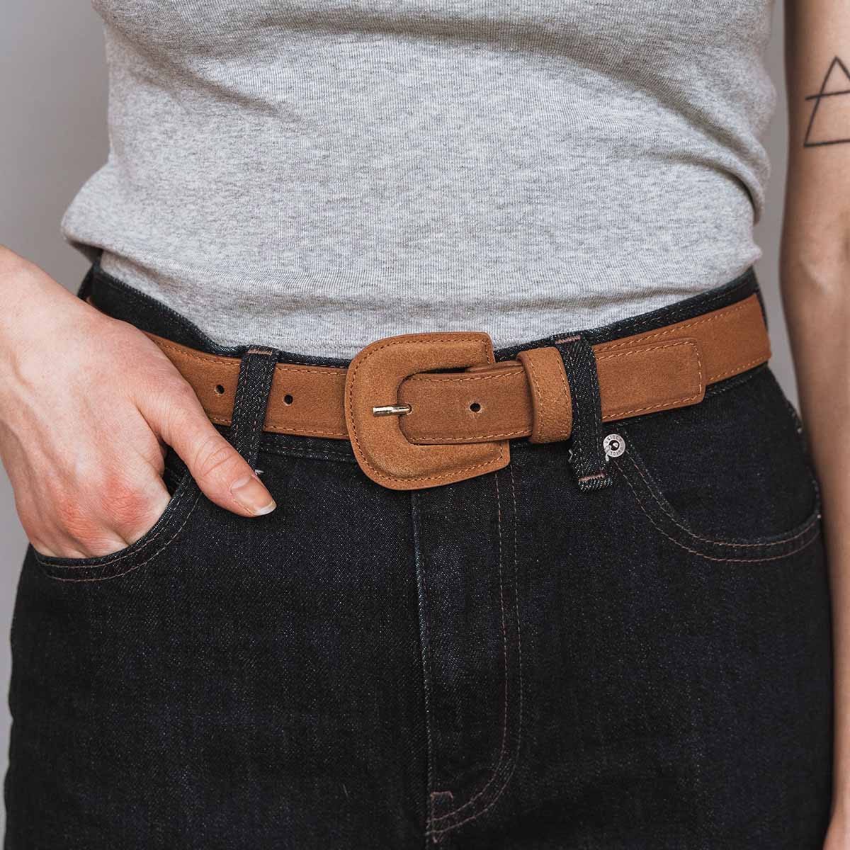The Nouveau Belt Lion Suede