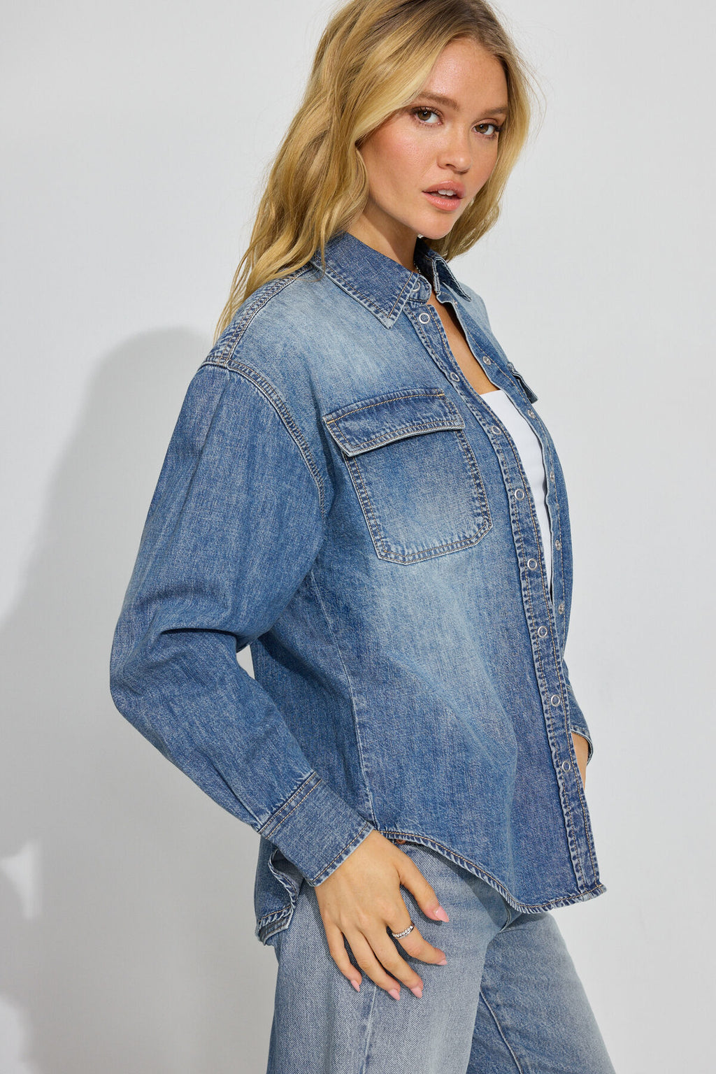 Chemise oversize en jean