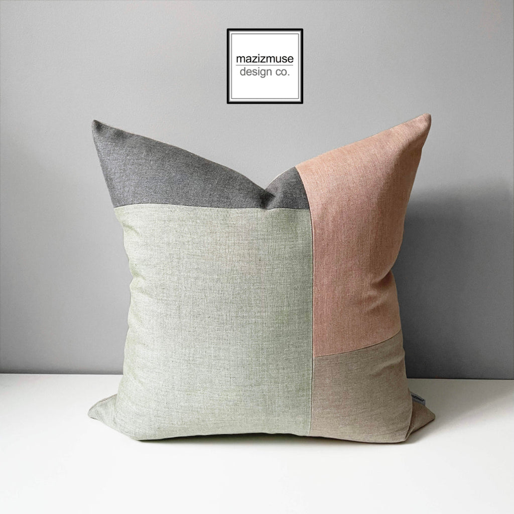 Deux housses de coussin d'extérieur Sunbrella® vert sauge, coussins Oasis Petal et Ash