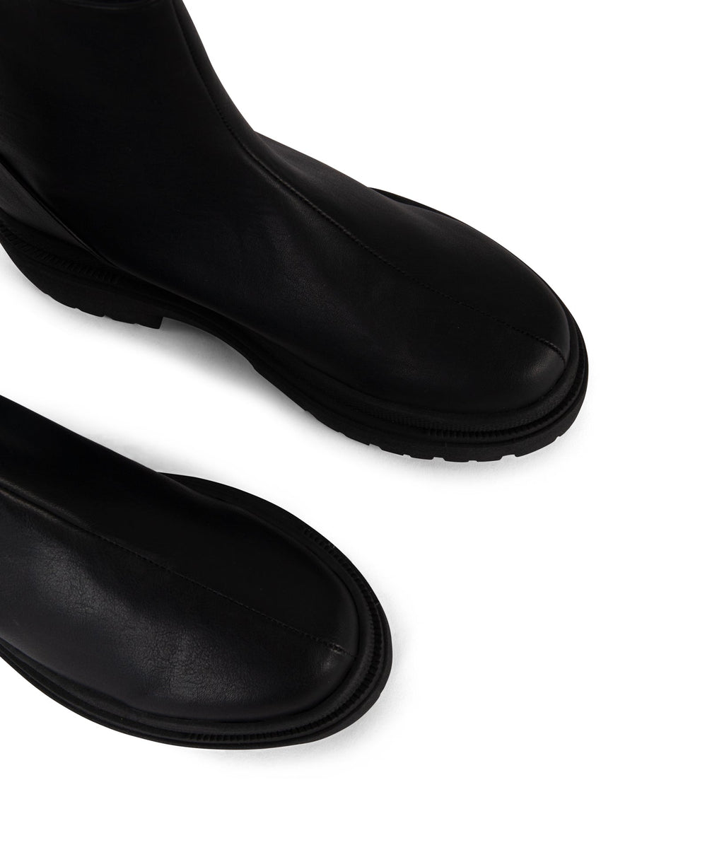 QUINN Women's Vegan Ankle Boots