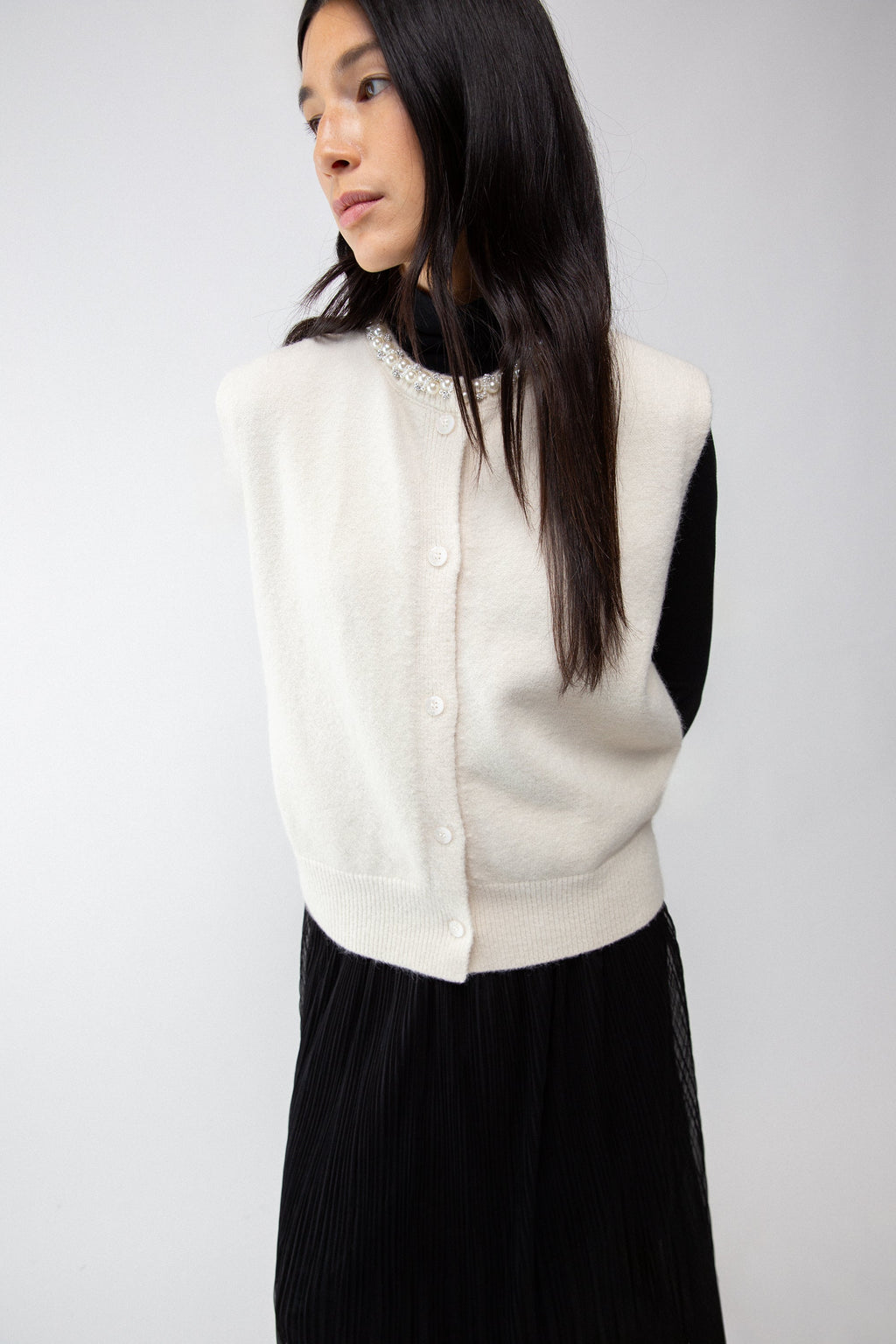 GILET À COL PERLÉ