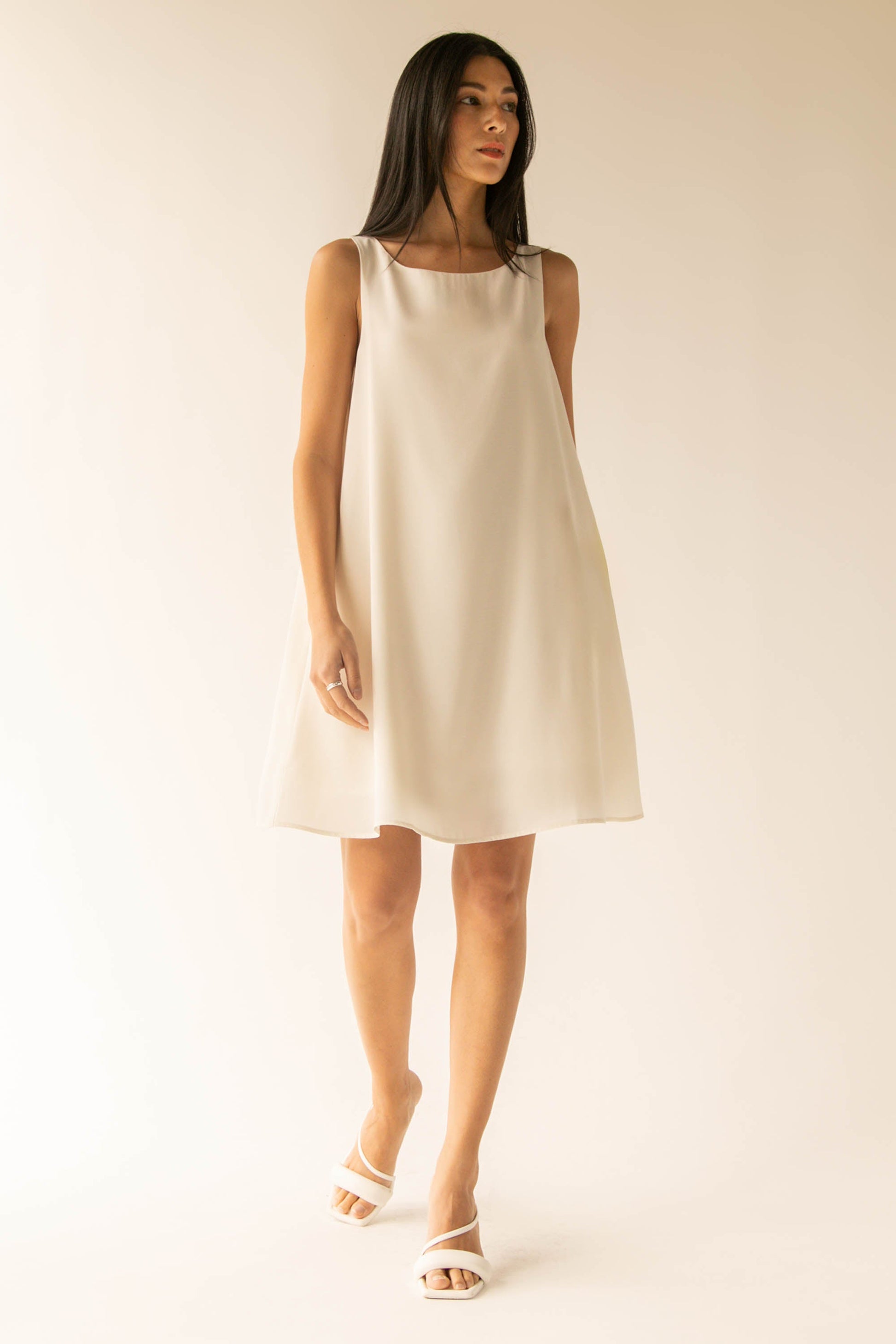 MINI ROBE SANS MANCHES