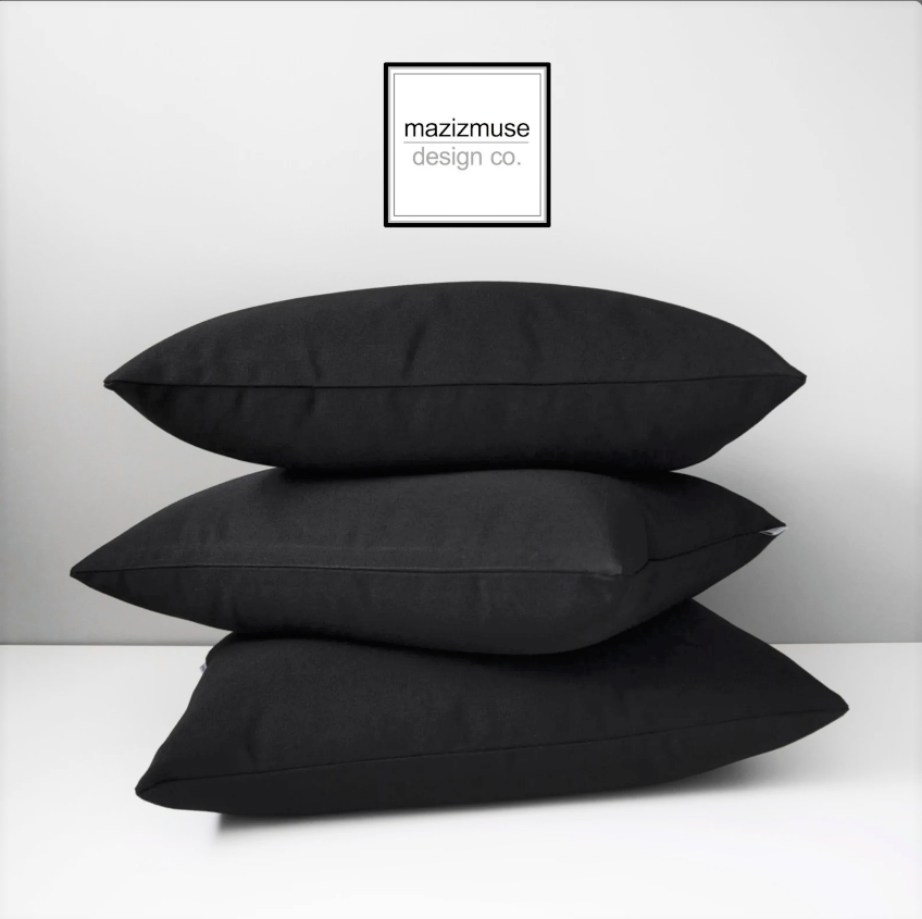 Housse de coussin d'extérieur noire Sunbrella®, coussins noirs unis modernes
