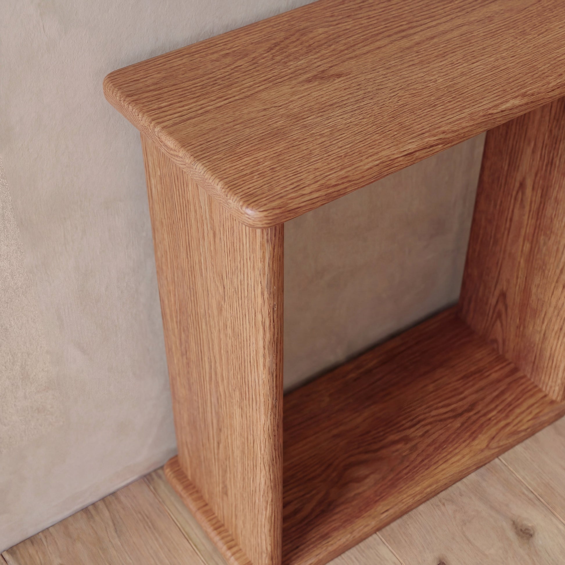 Side table in red oak