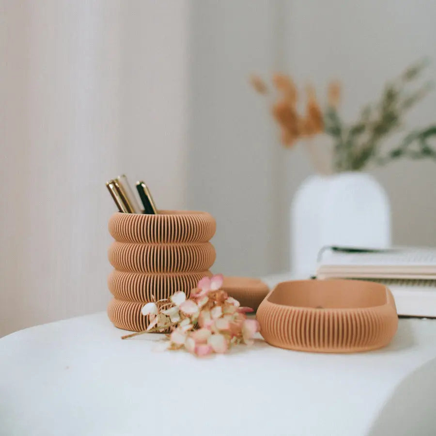 CURV Pen Holder