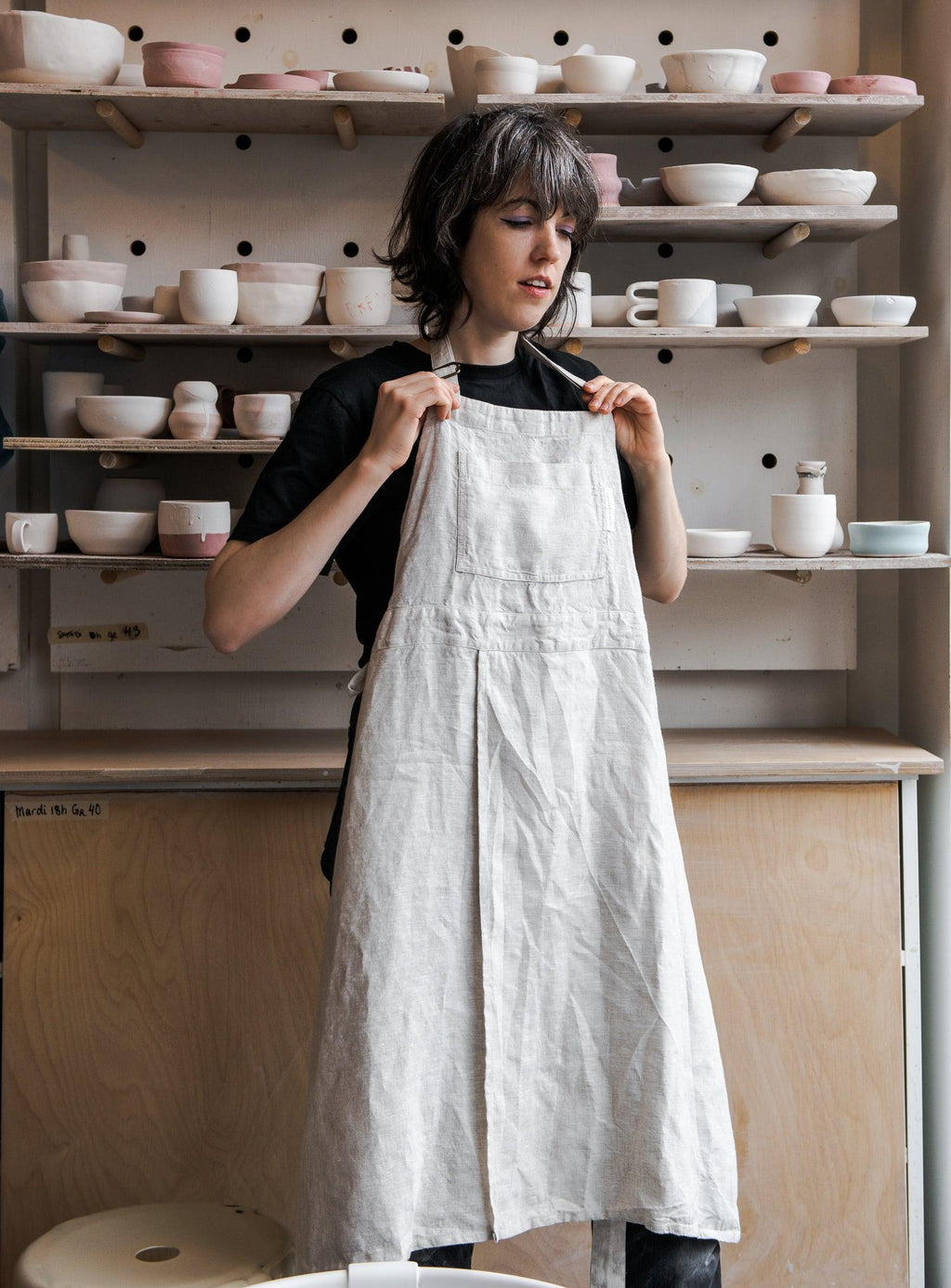 Split leg Potter's apron